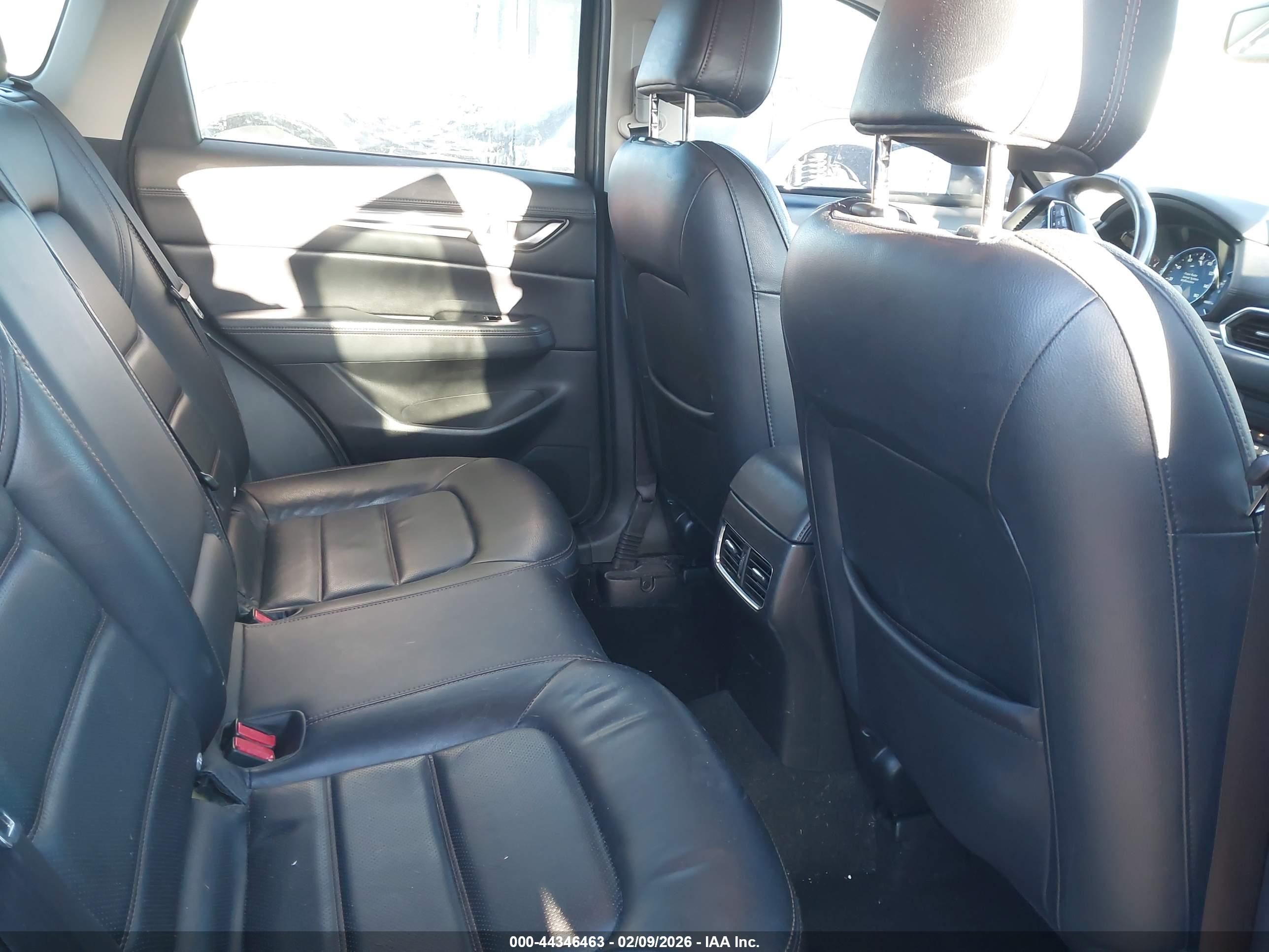 MAZDA CX-5 image 8