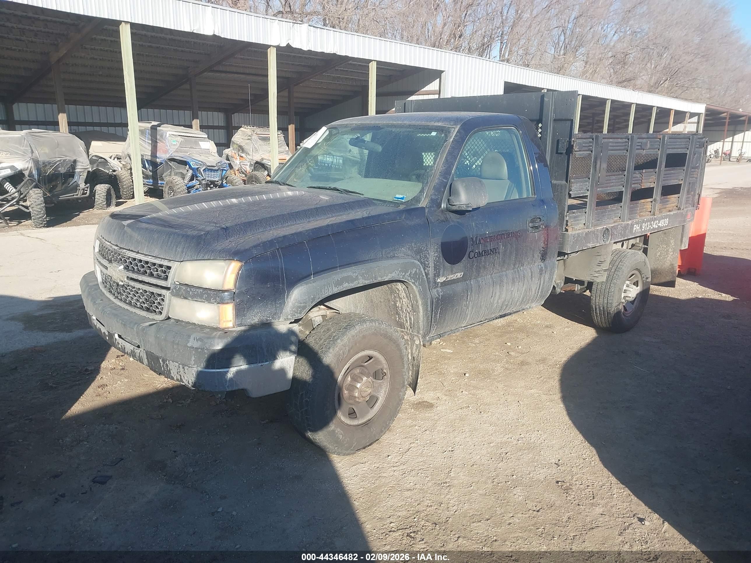CHEVROLET SILVERADO image 2