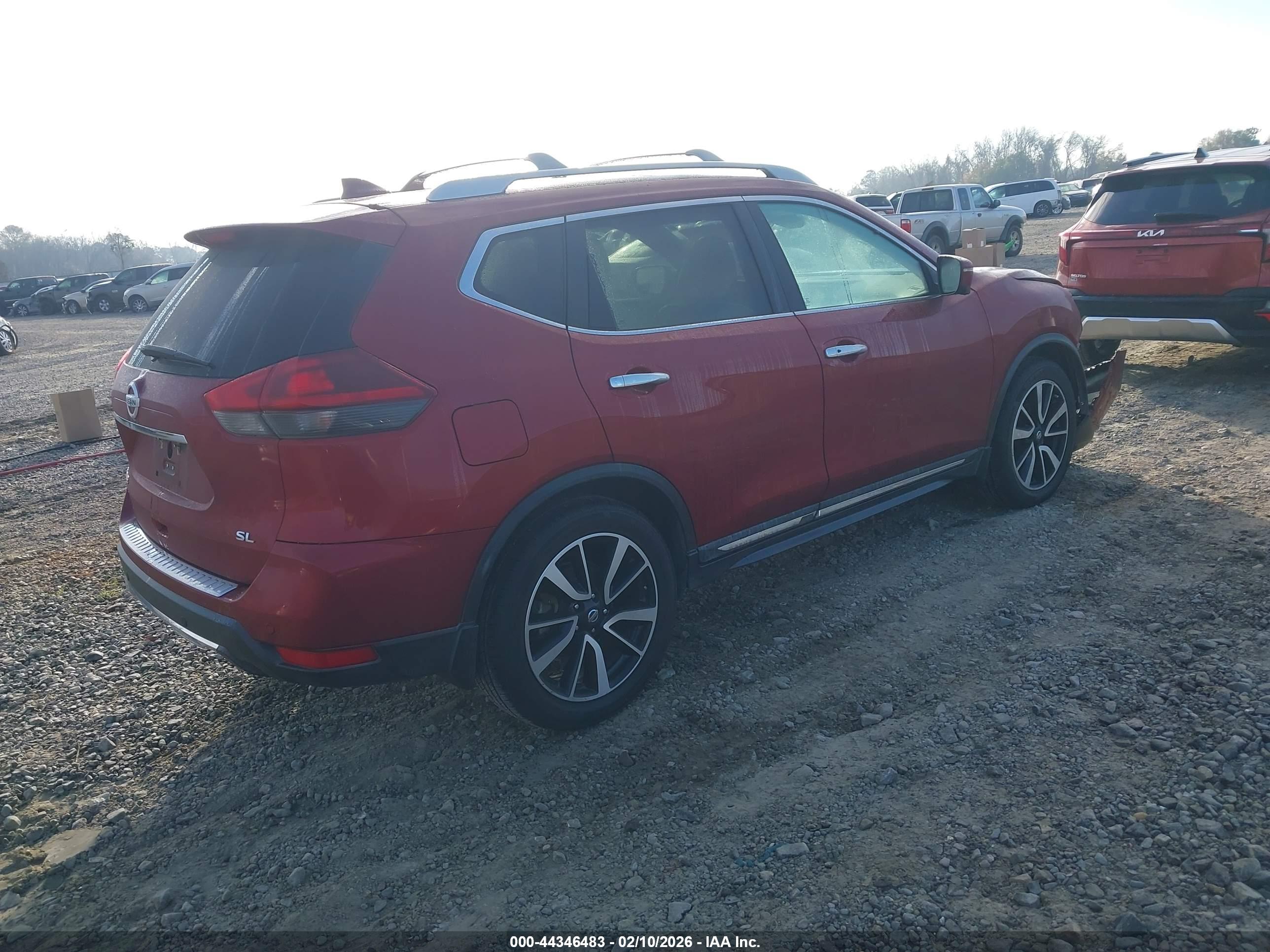 NISSAN ROGUE image 4