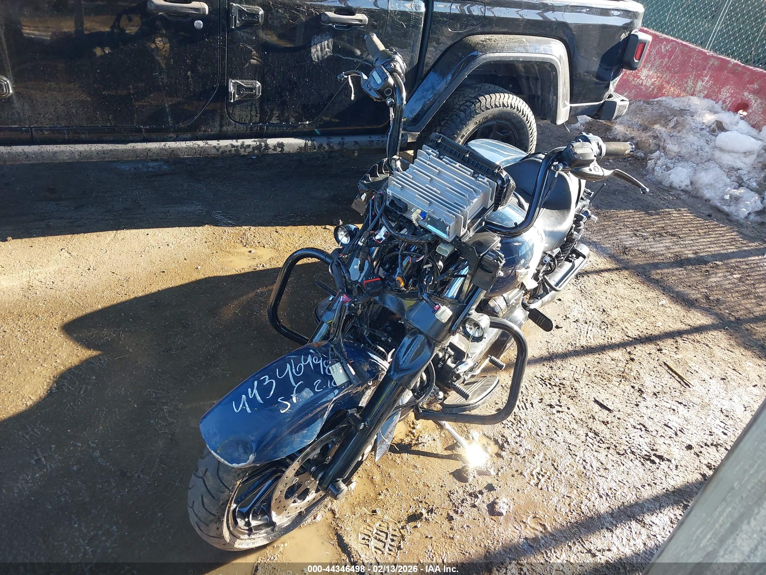 HARLEY-DAVIDSON FLHXS image 2