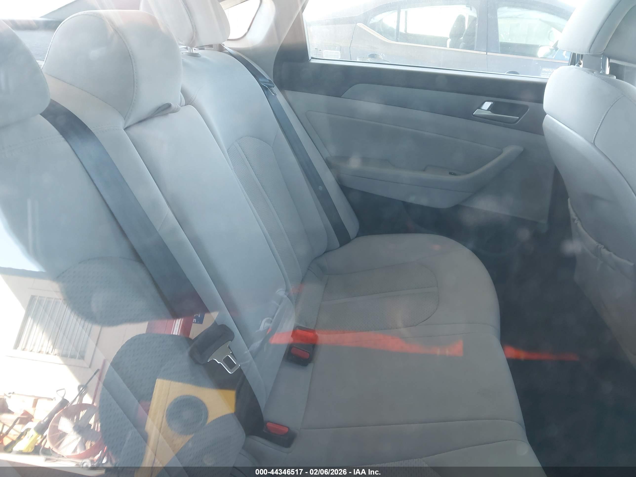 HYUNDAI SONATA image 8