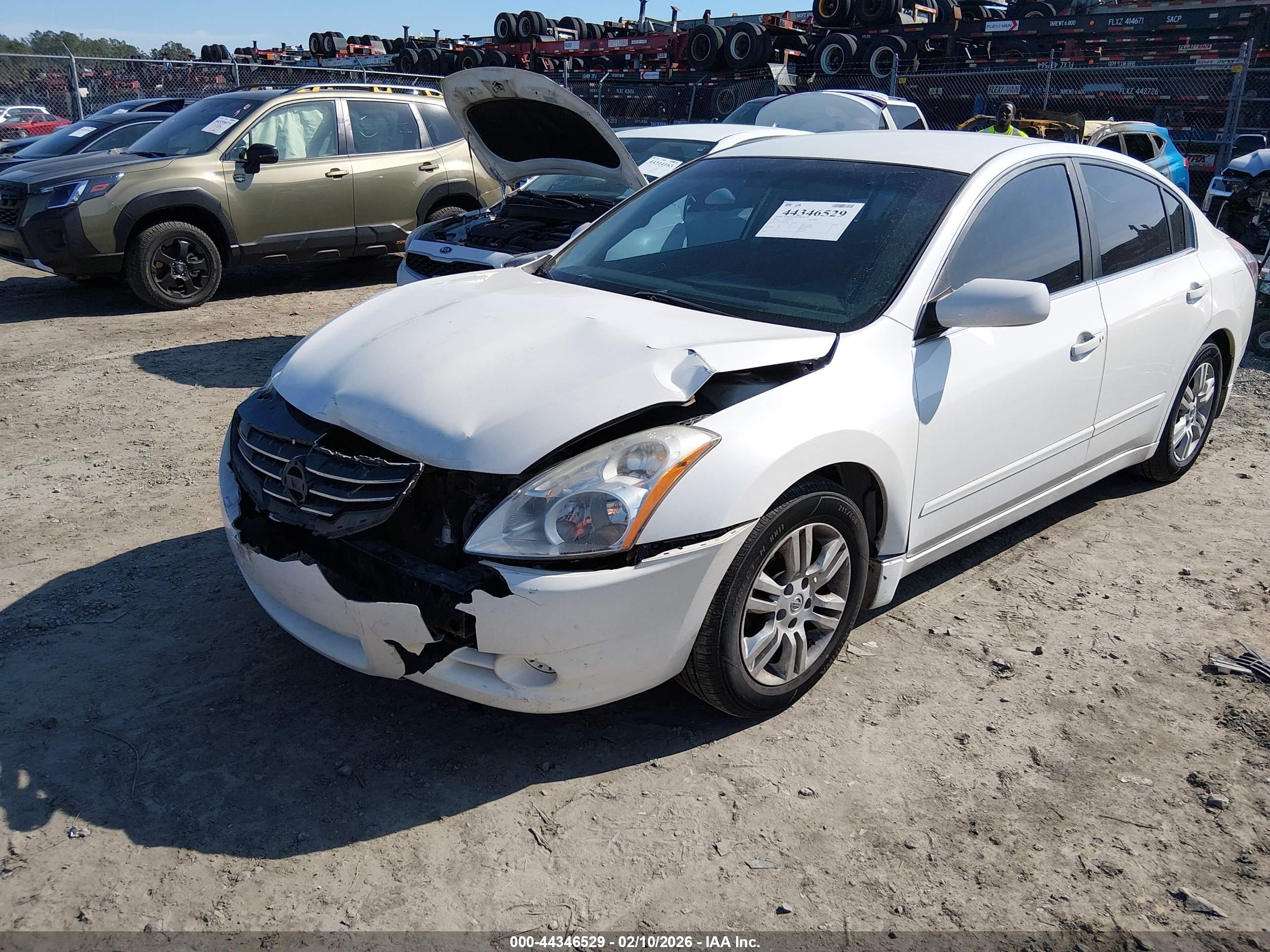 NISSAN ALTIMA image 2
