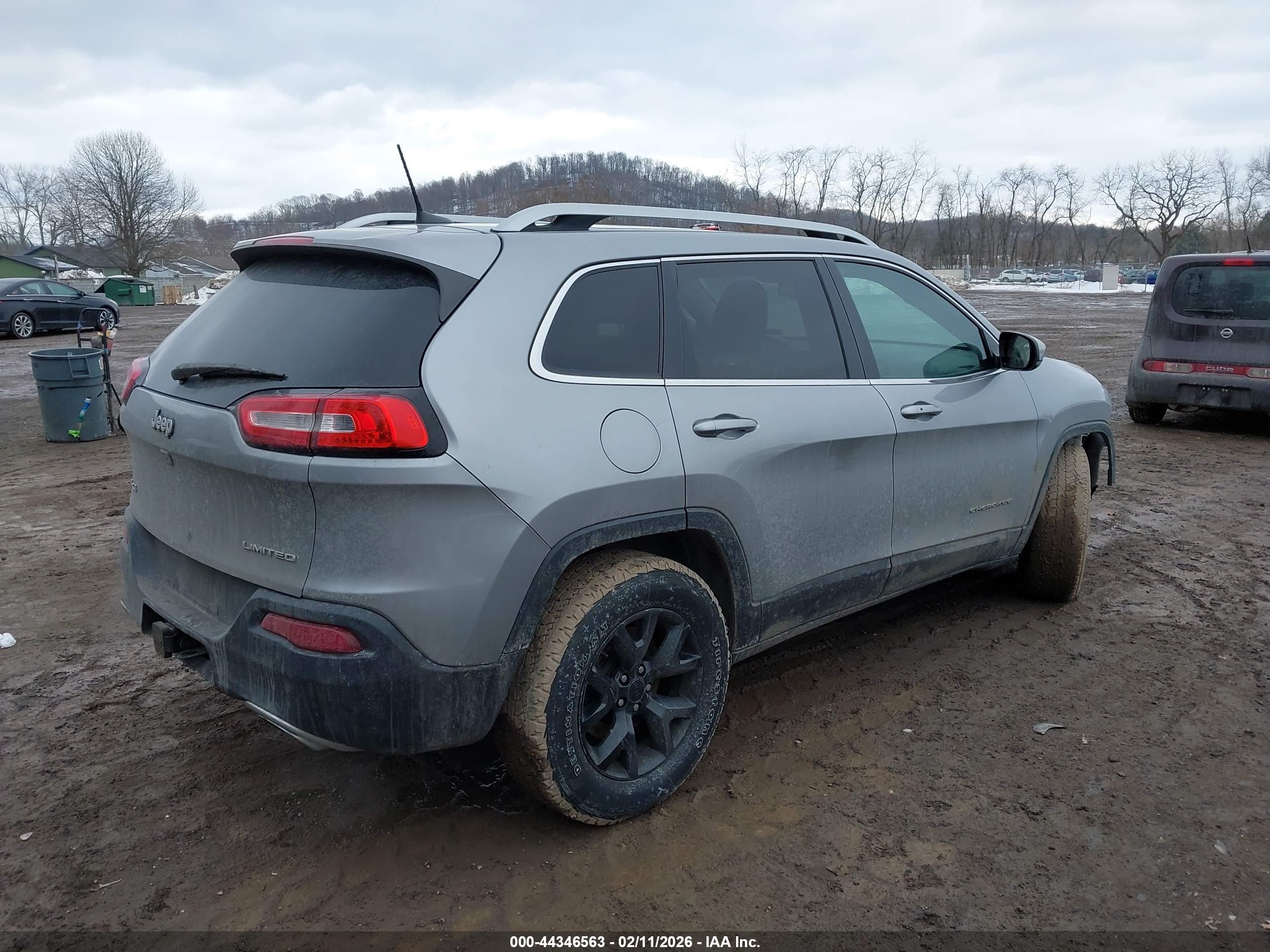 JEEP CHEROKEE image 4