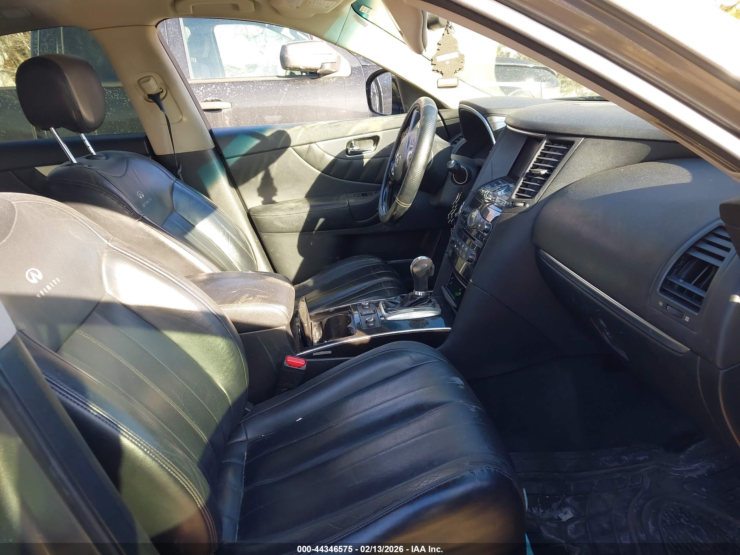 INFINITI FX35 image 5