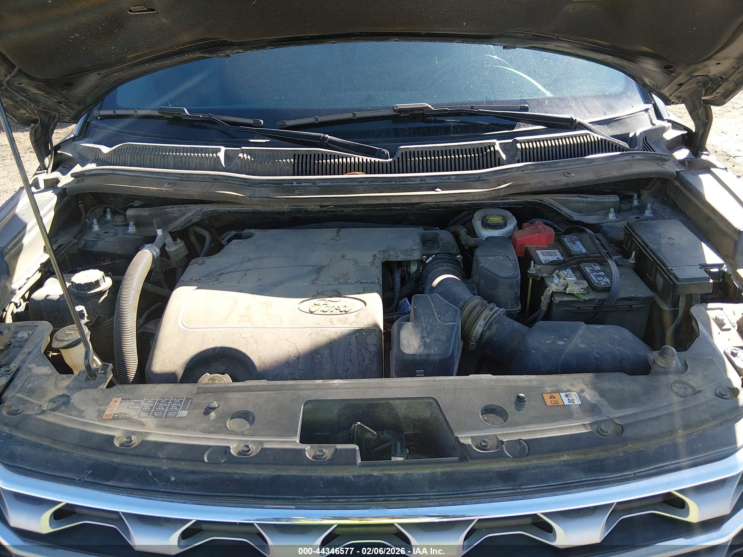FORD EXPLORER image 10