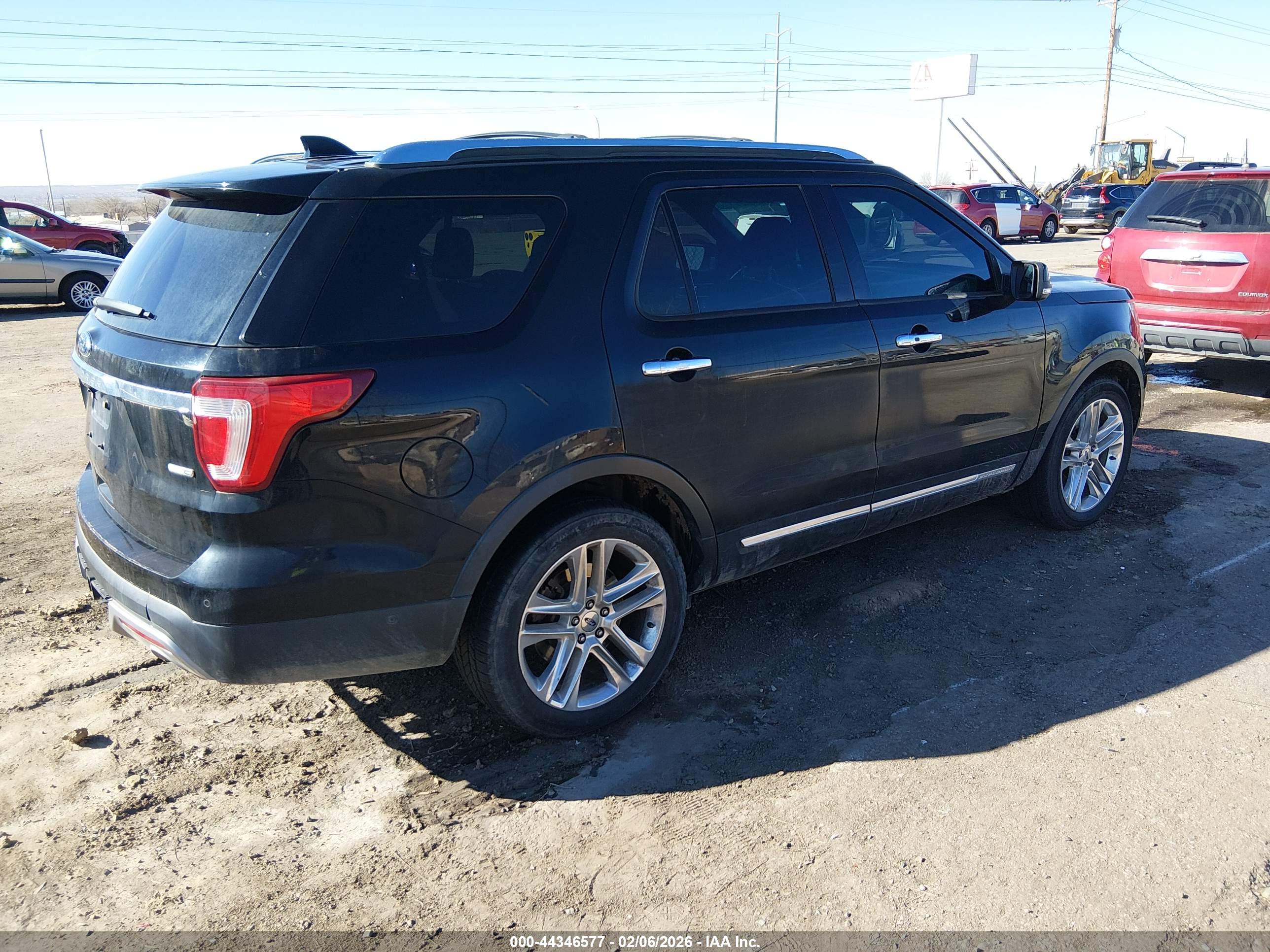 FORD EXPLORER image 4