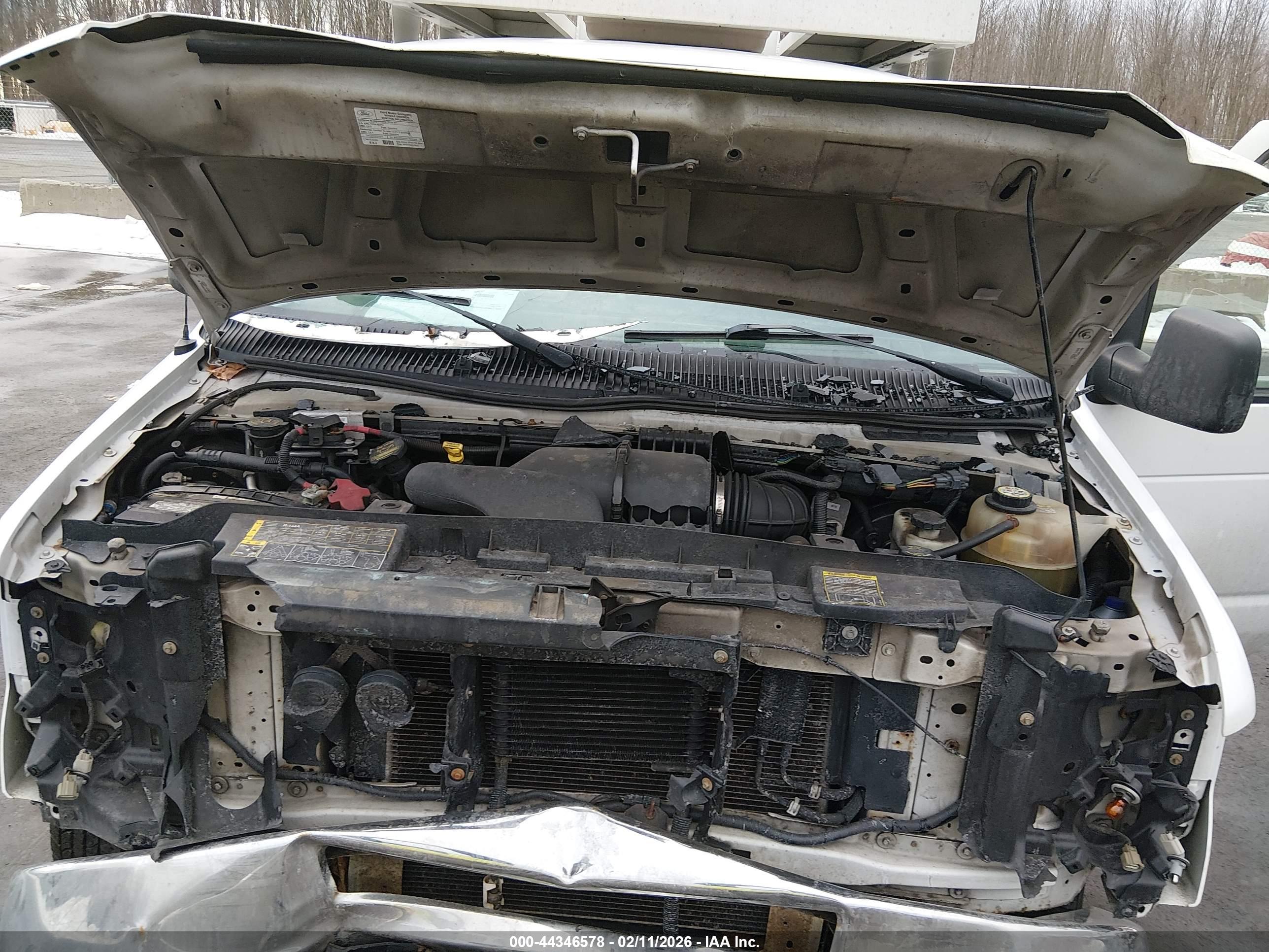 FORD E-350 image 10