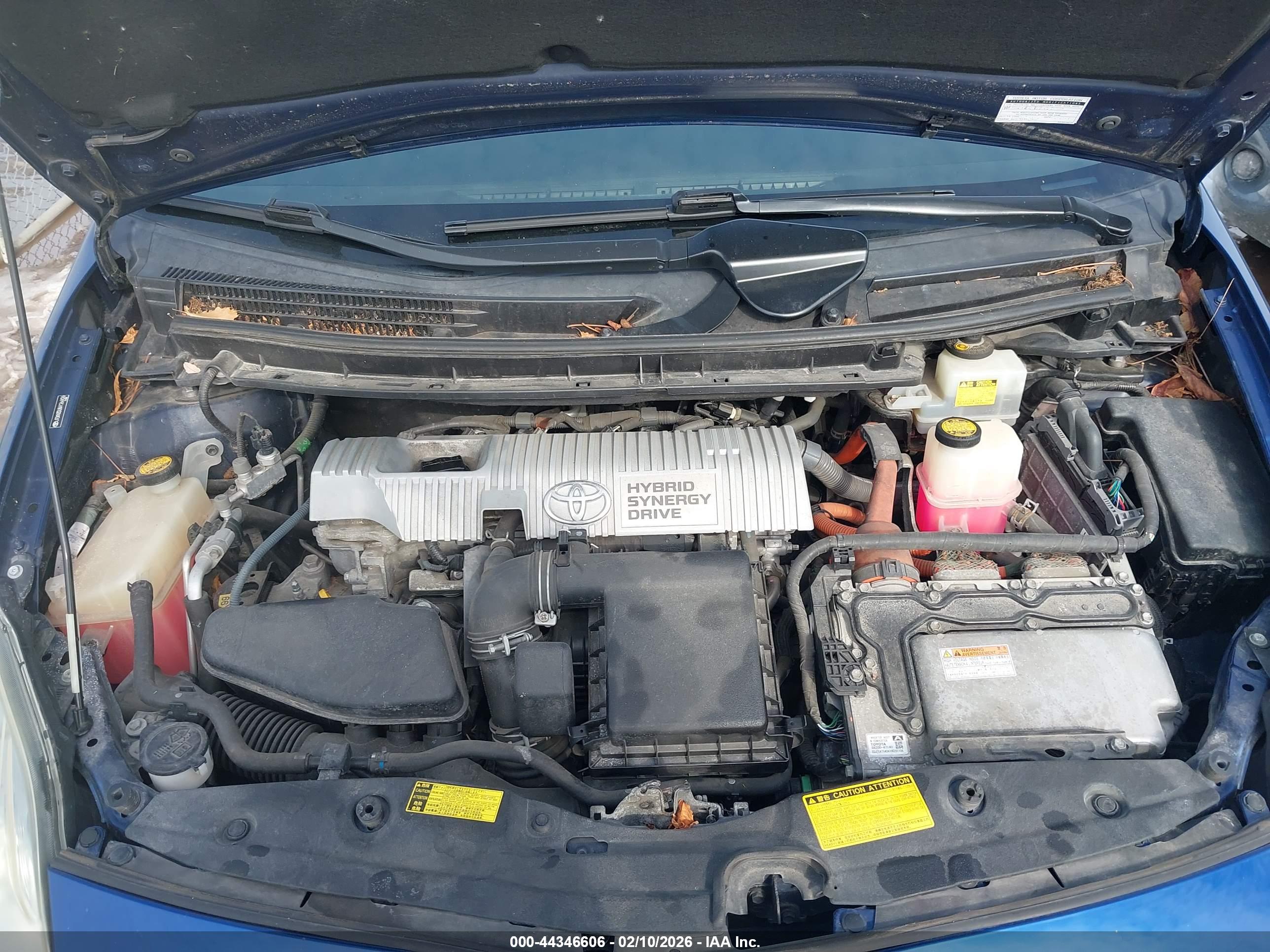 TOYOTA PRIUS image 10