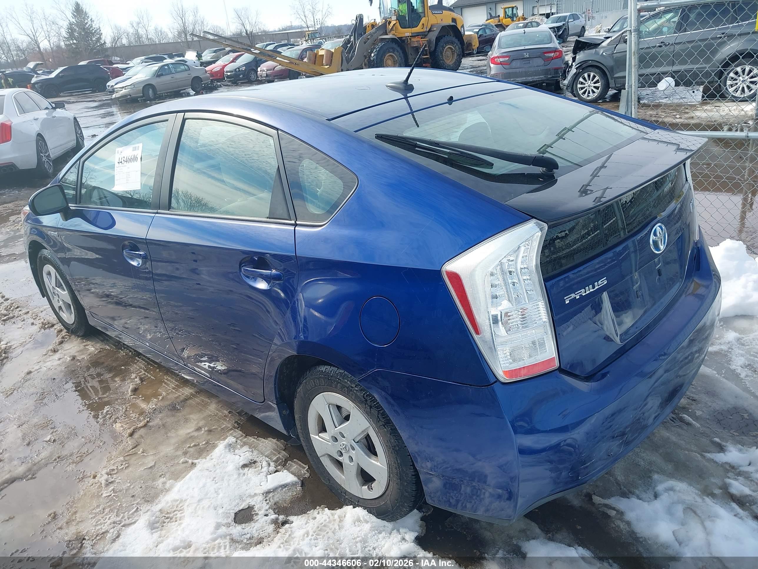TOYOTA PRIUS image 3