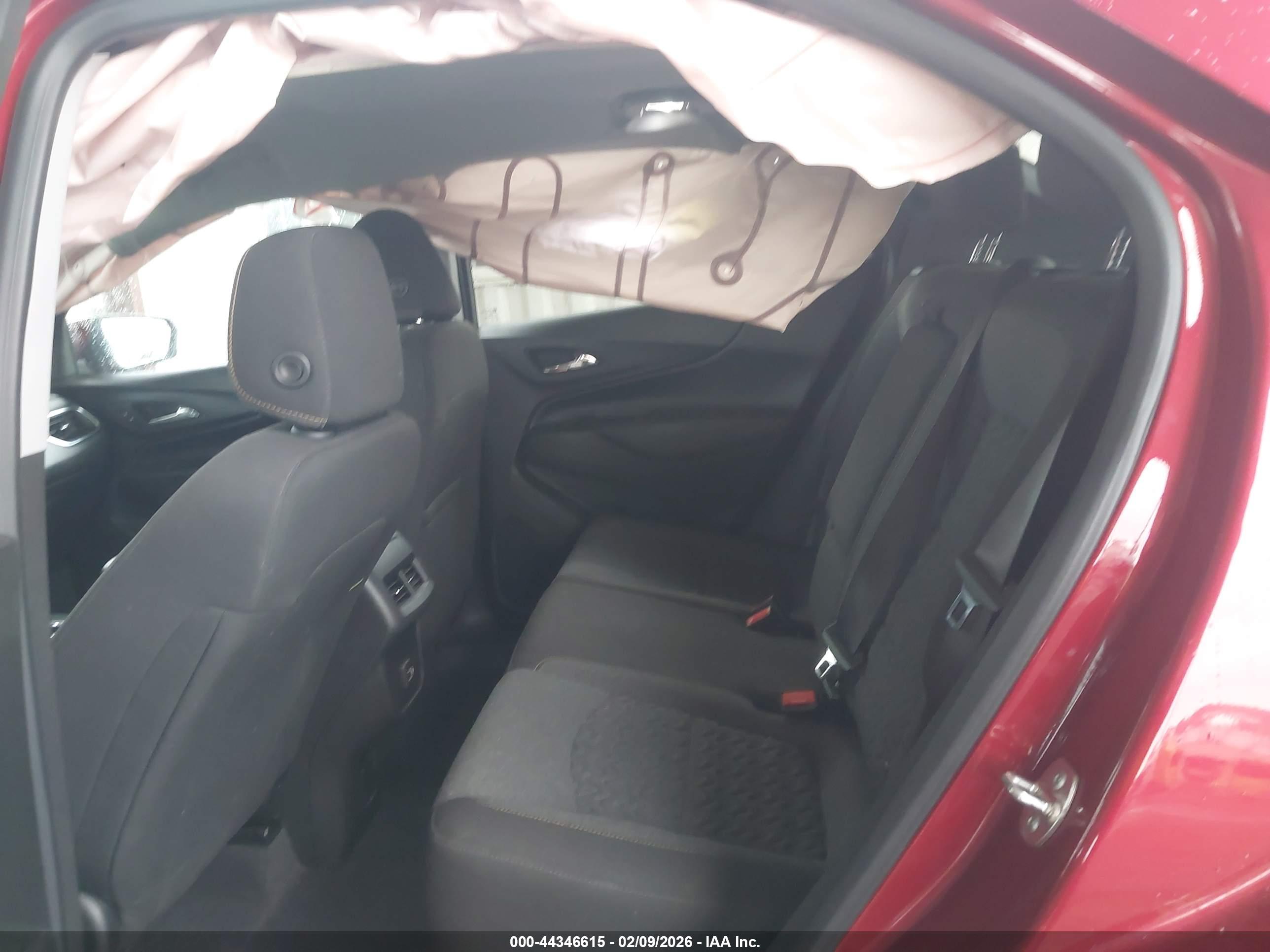 CHEVROLET EQUINOX image 8