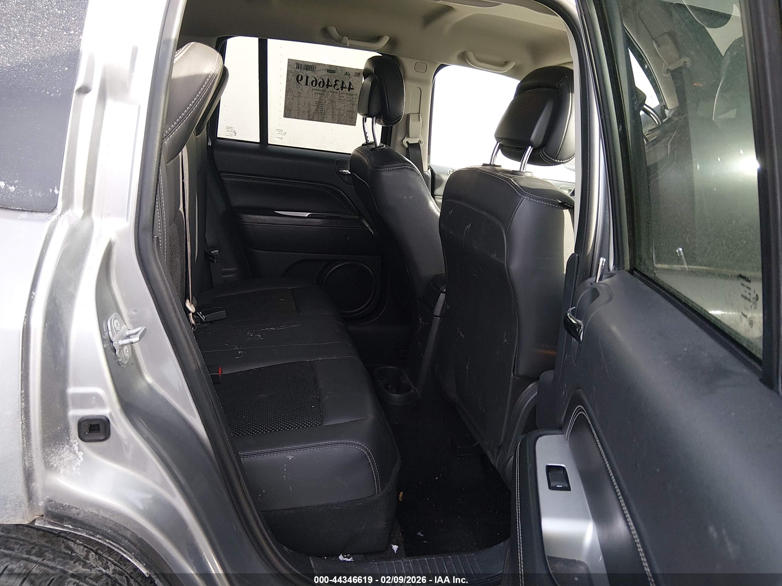 JEEP COMPASS image 8