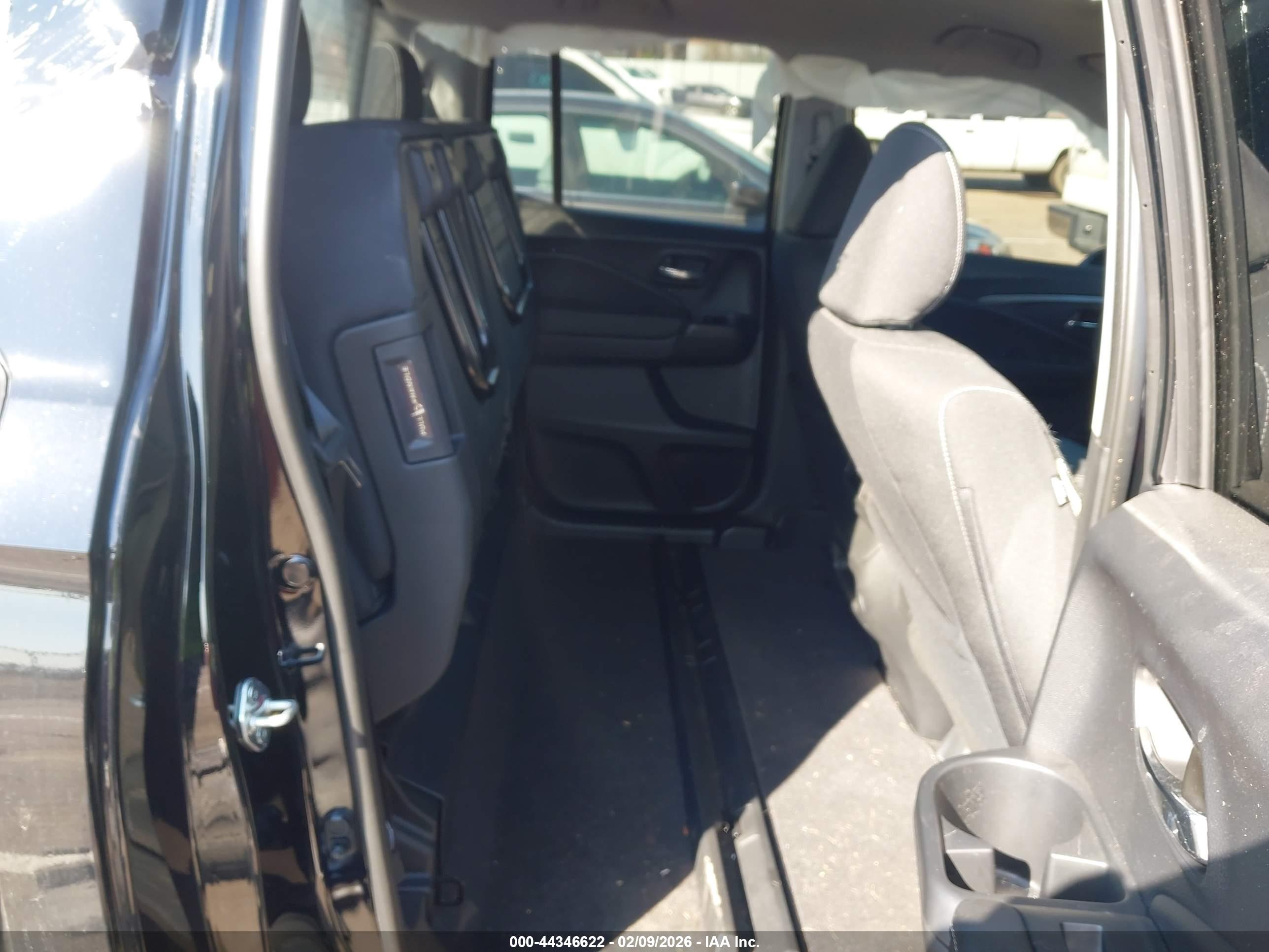 HONDA RIDGELINE image 8