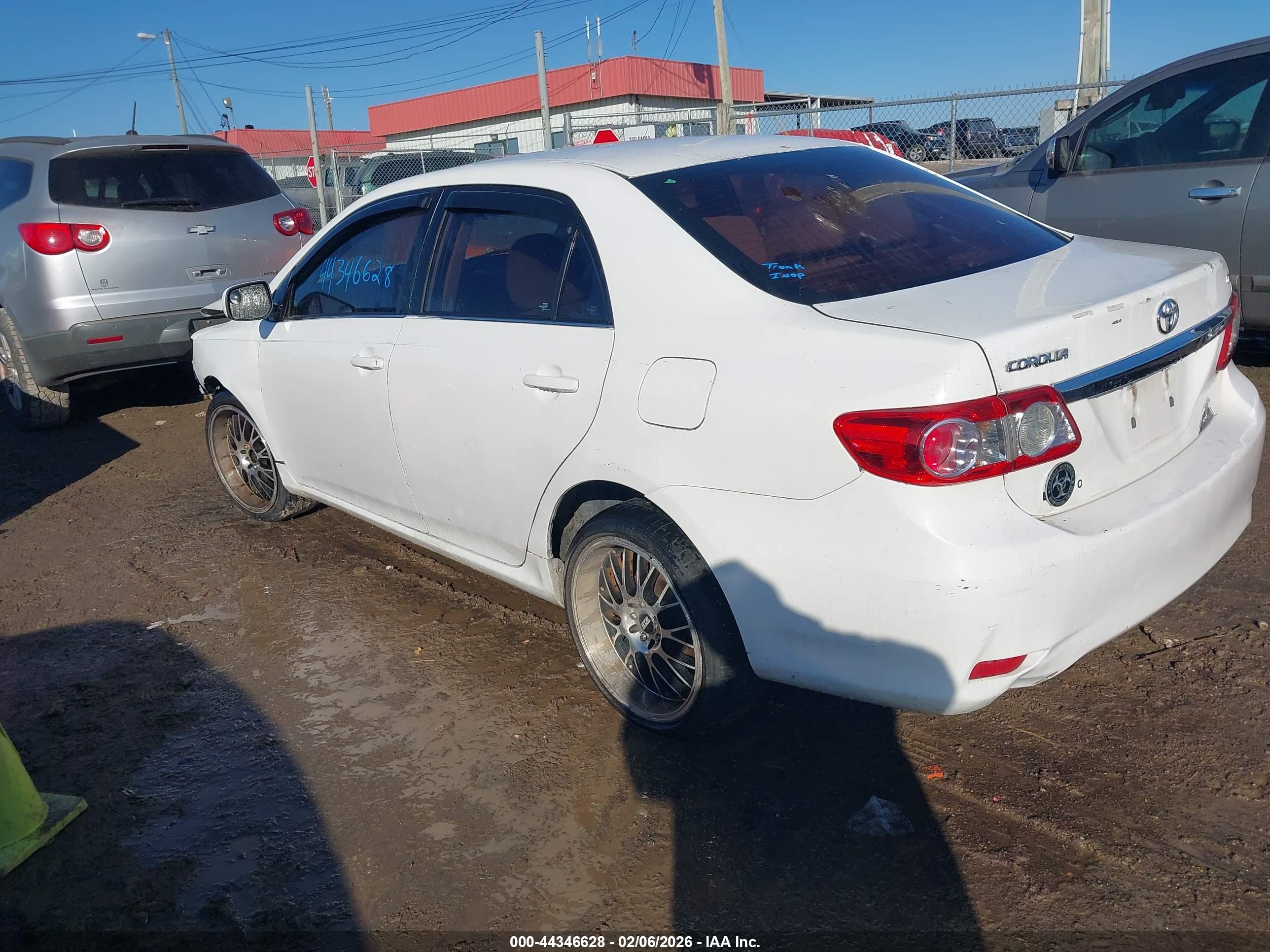 TOYOTA COROLLA image 3