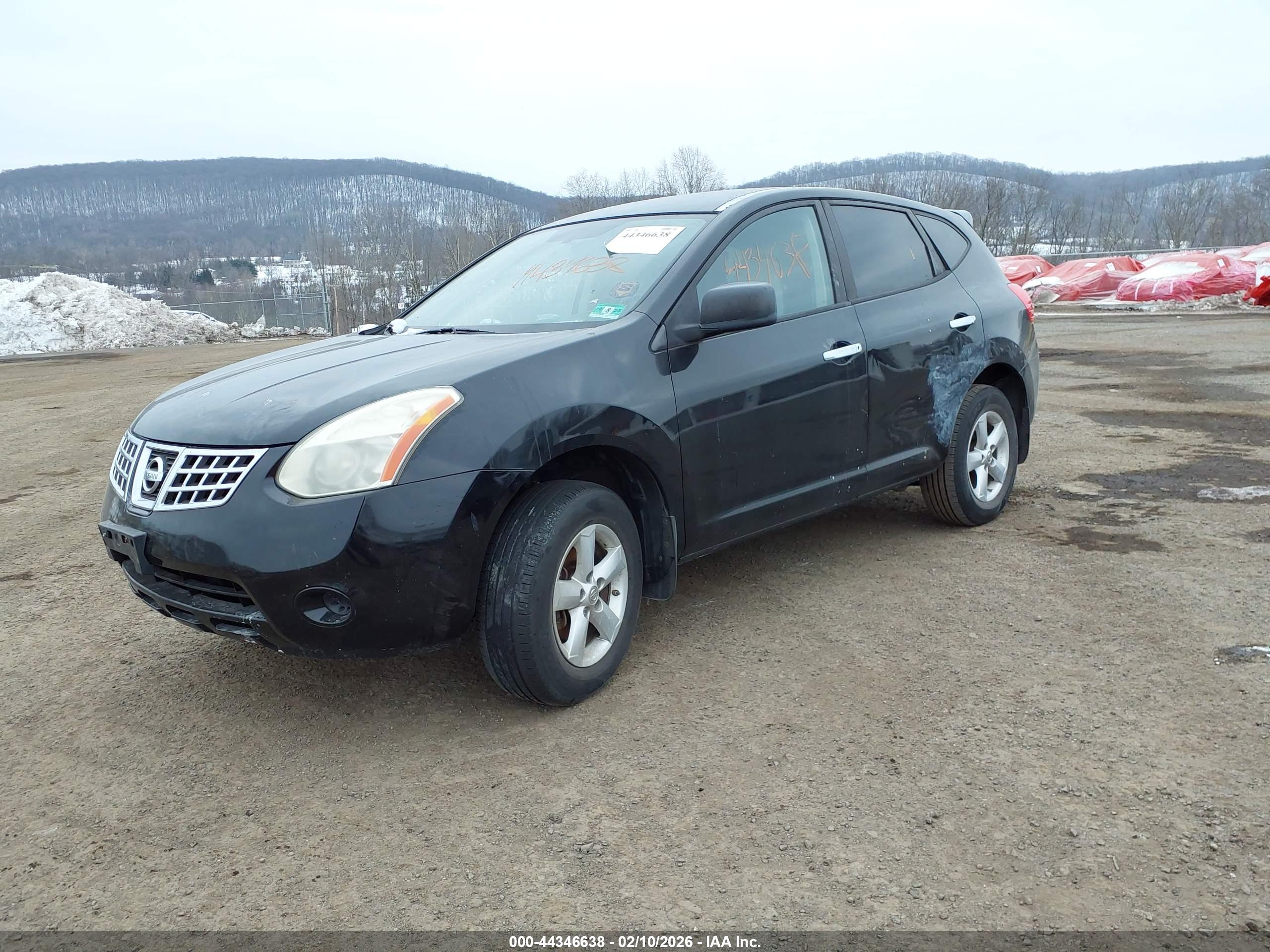 NISSAN ROGUE image 2