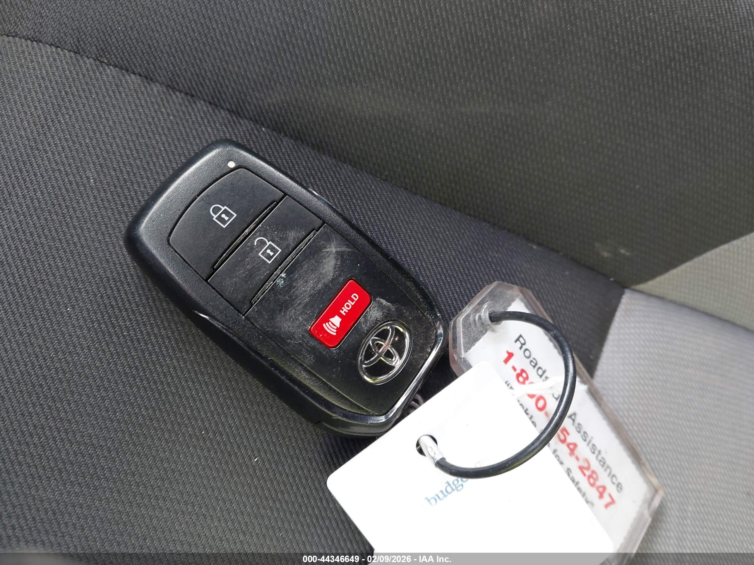 TOYOTA TACOMA image 11