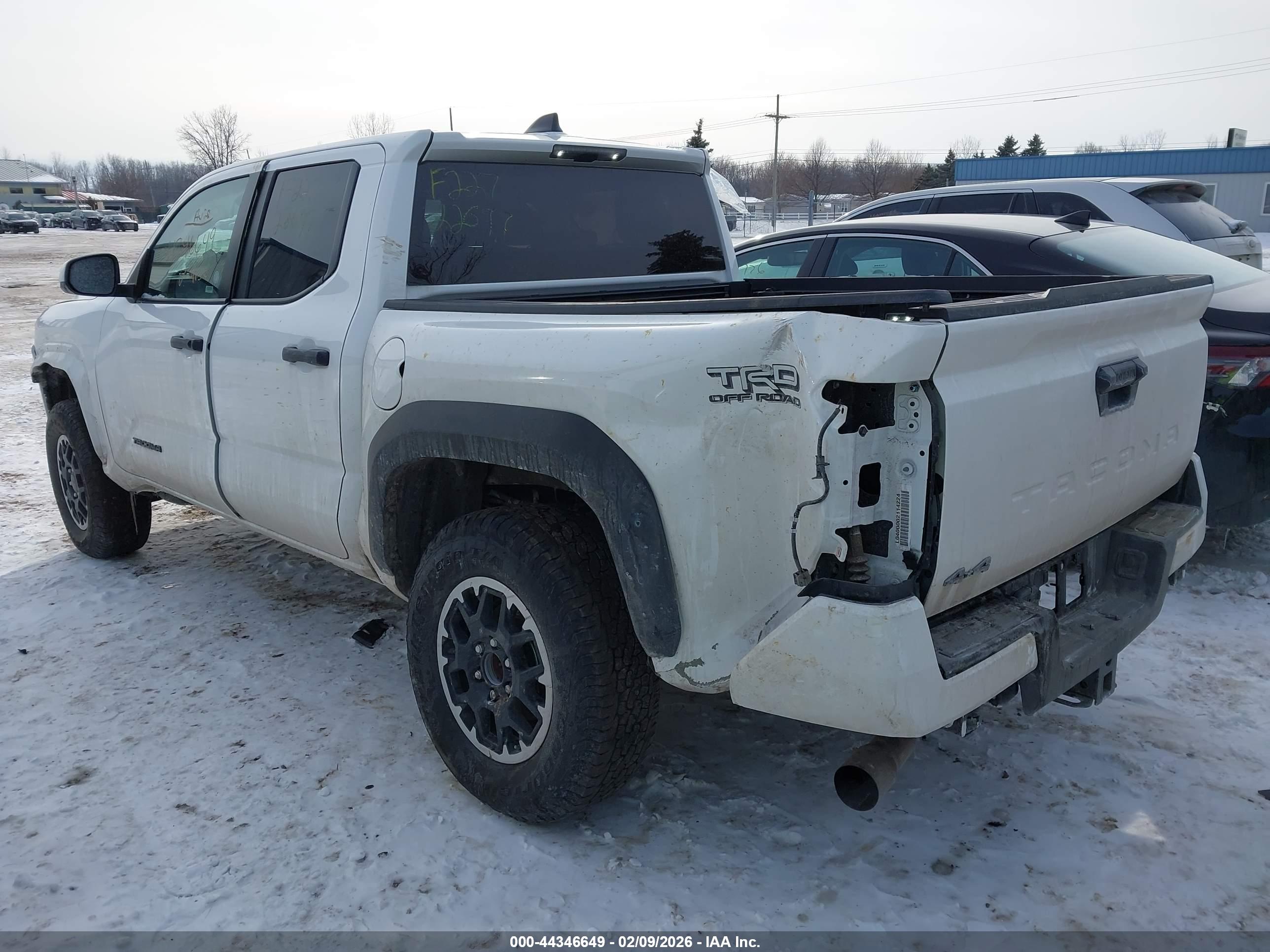 TOYOTA TACOMA image 3