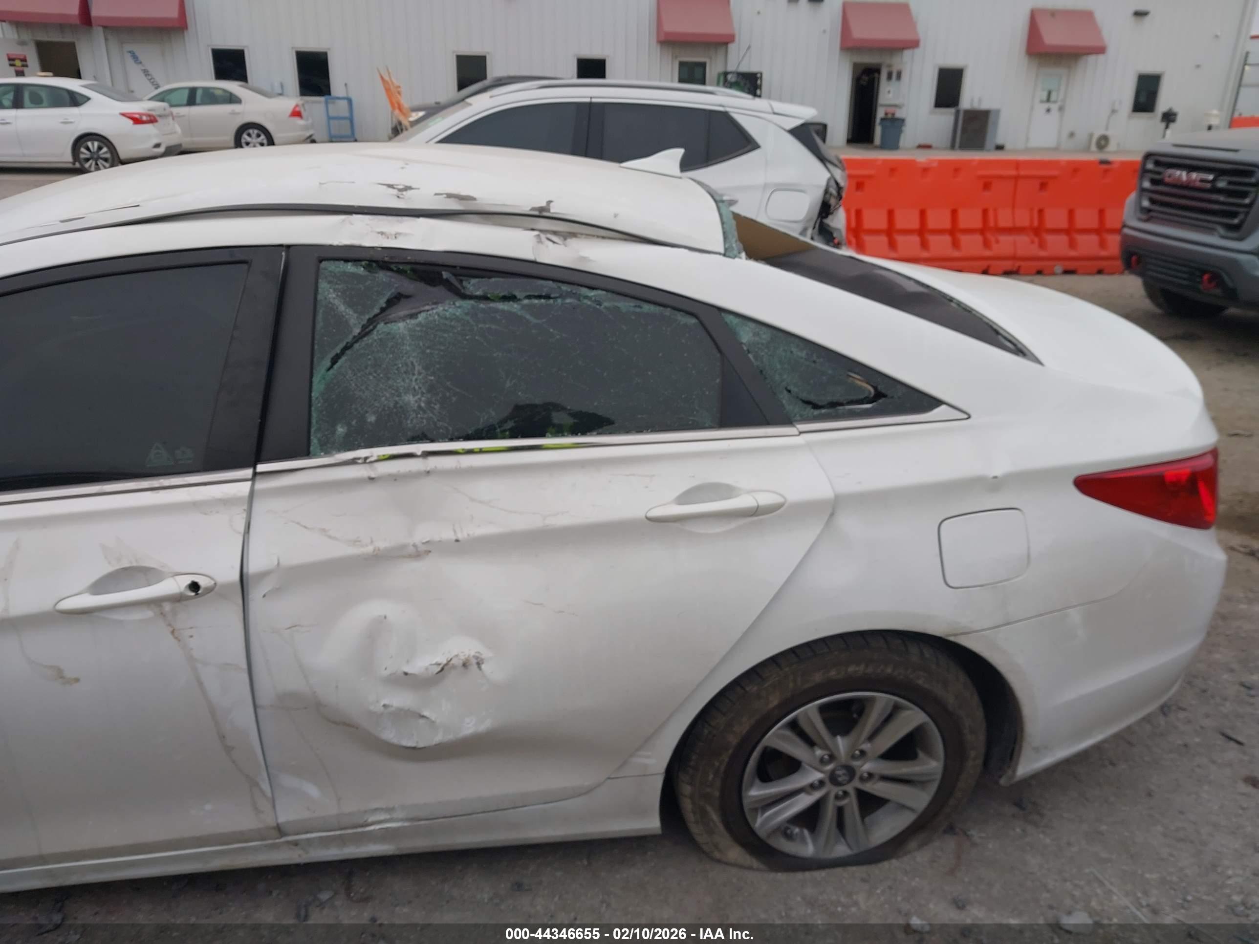 HYUNDAI SONATA image 6