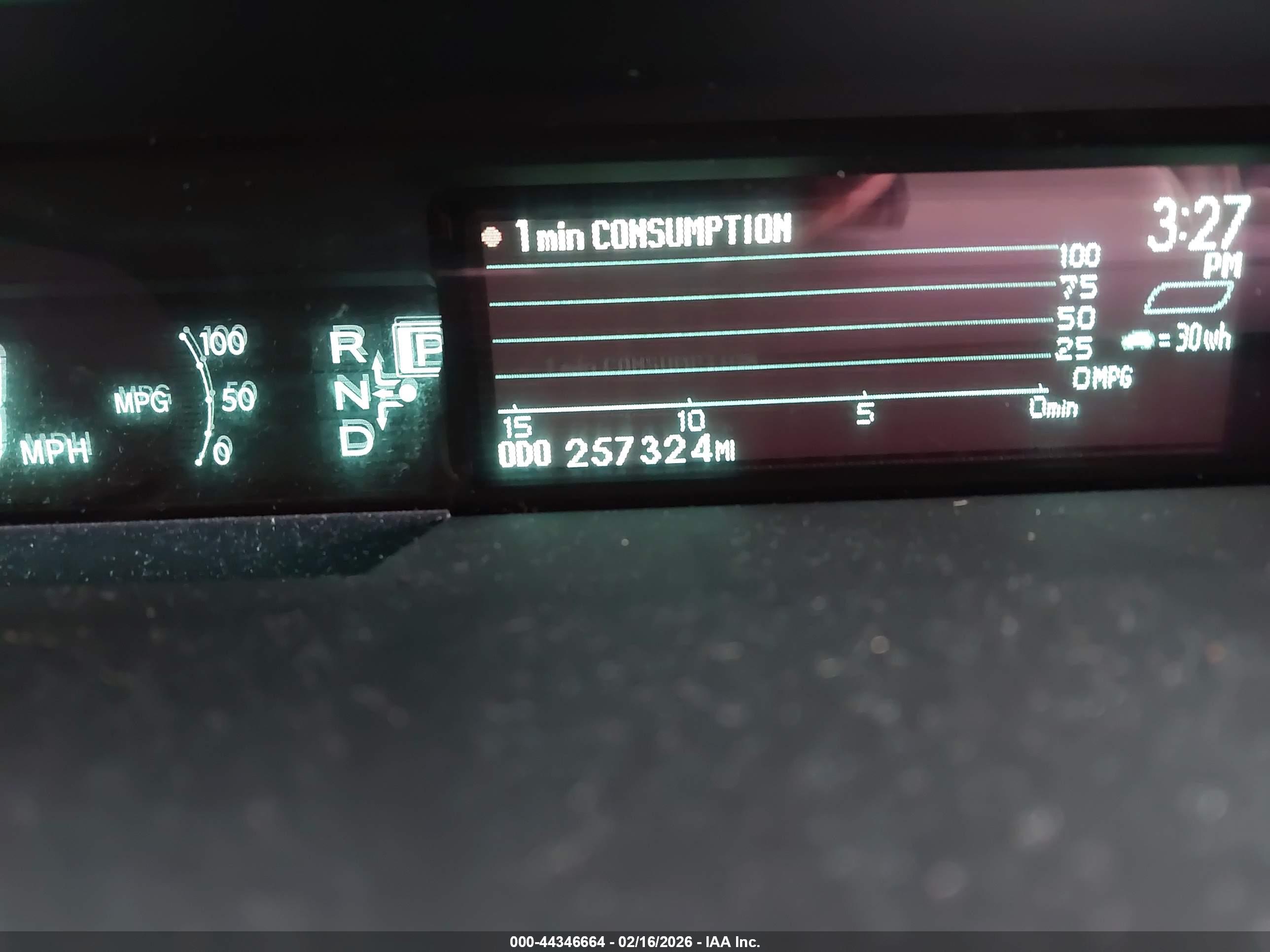 TOYOTA PRIUS image 7