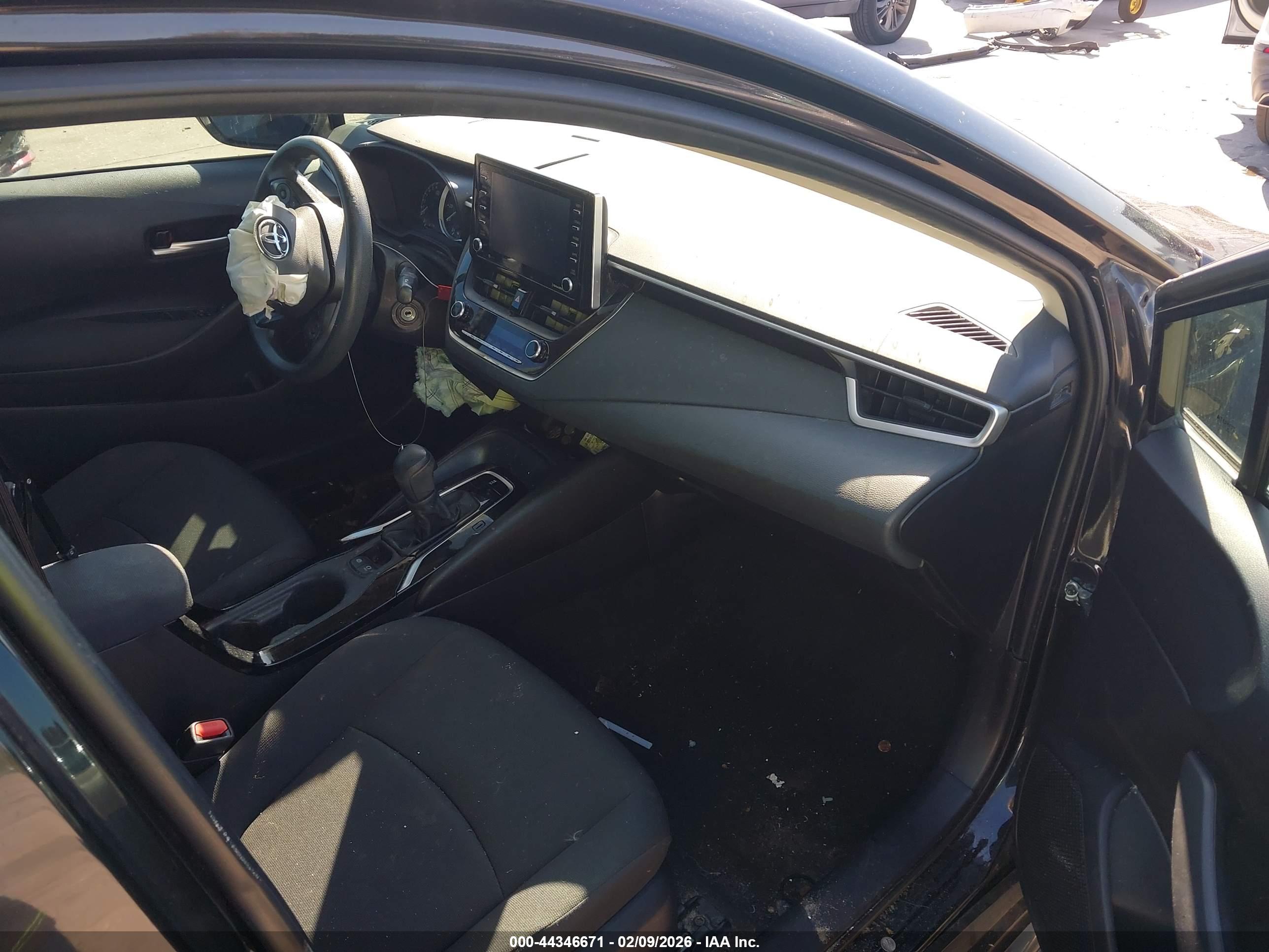 TOYOTA COROLLA image 5
