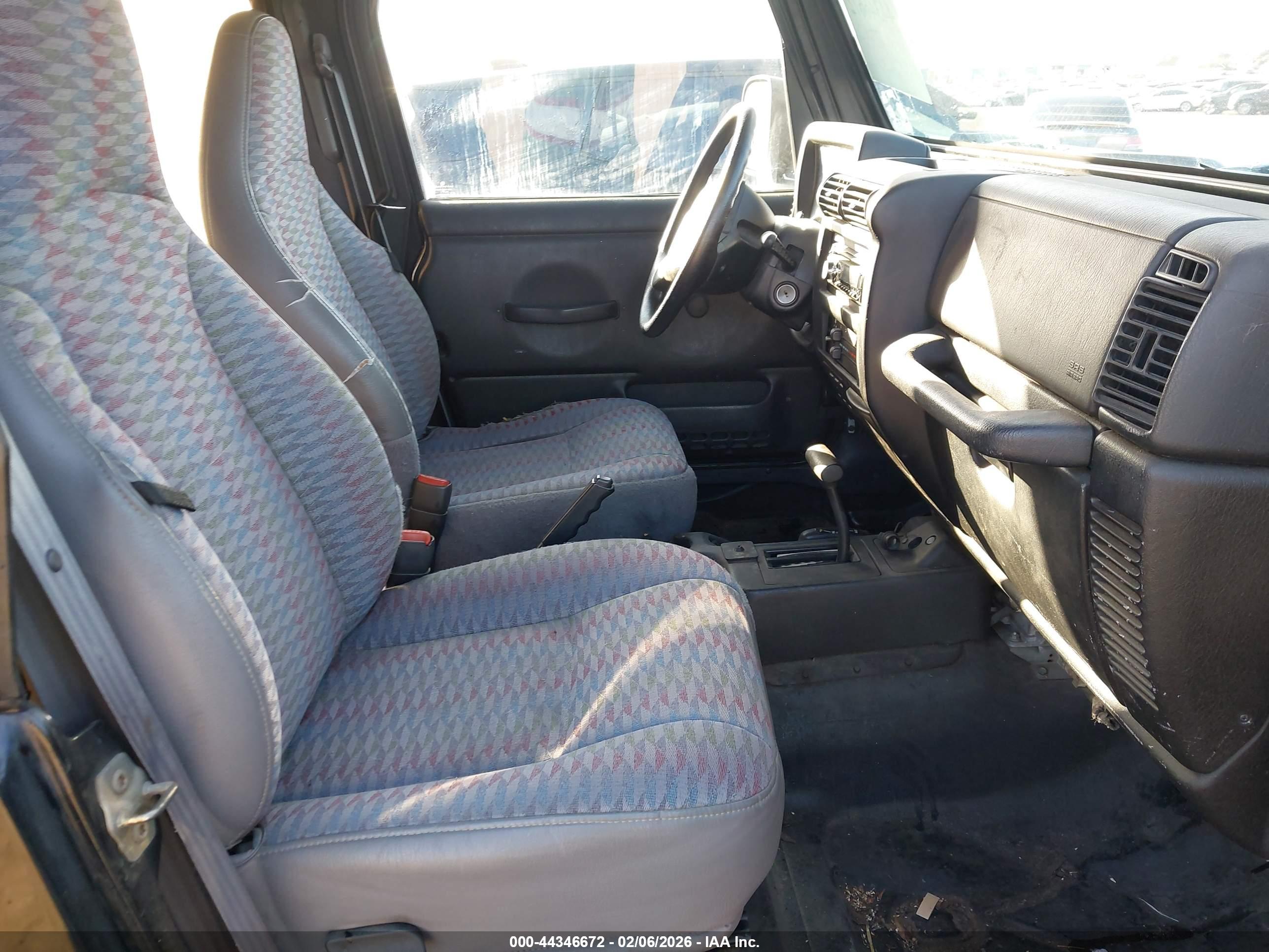 JEEP WRANGLER image 8