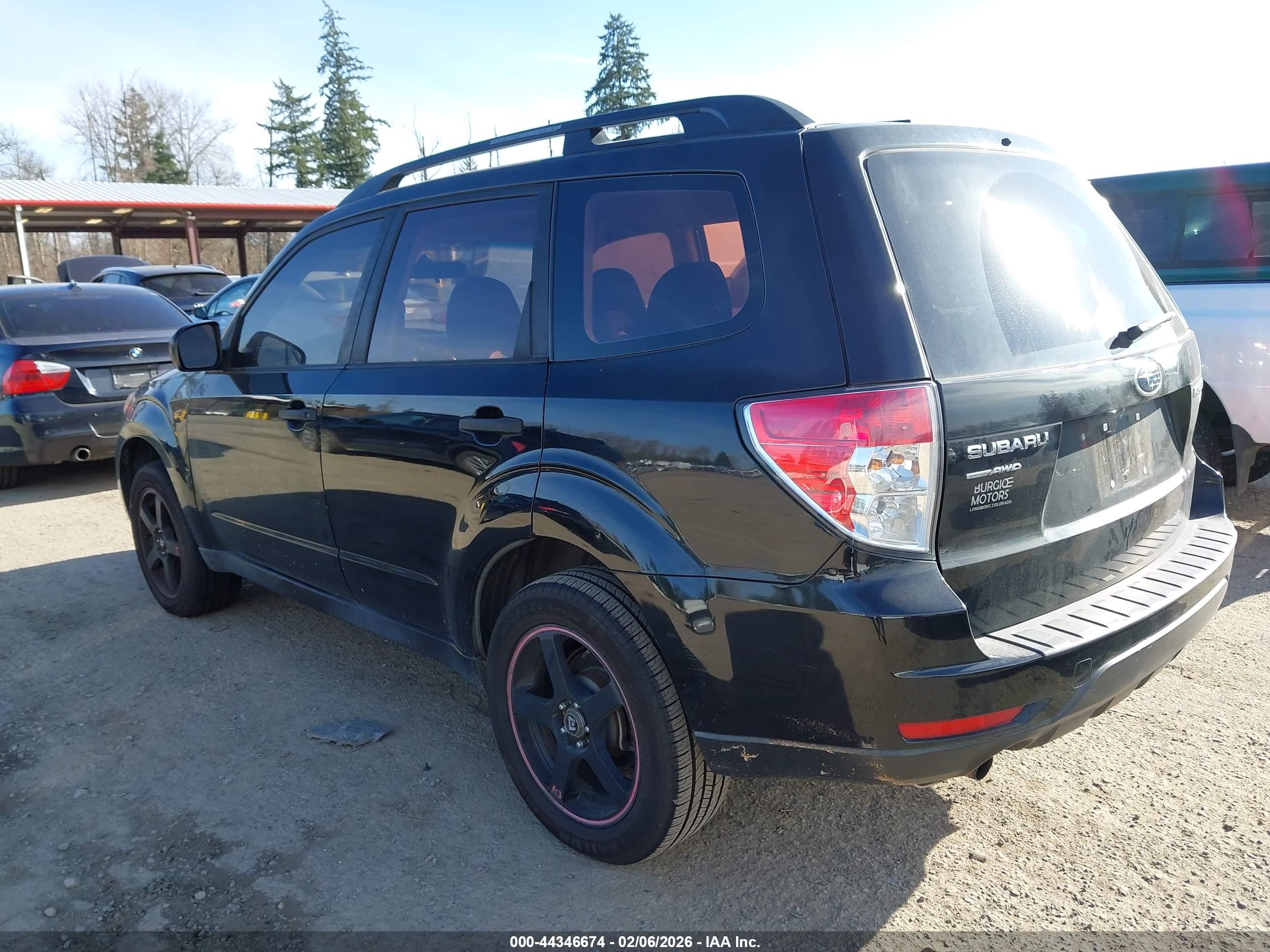 SUBARU FORESTER image 3
