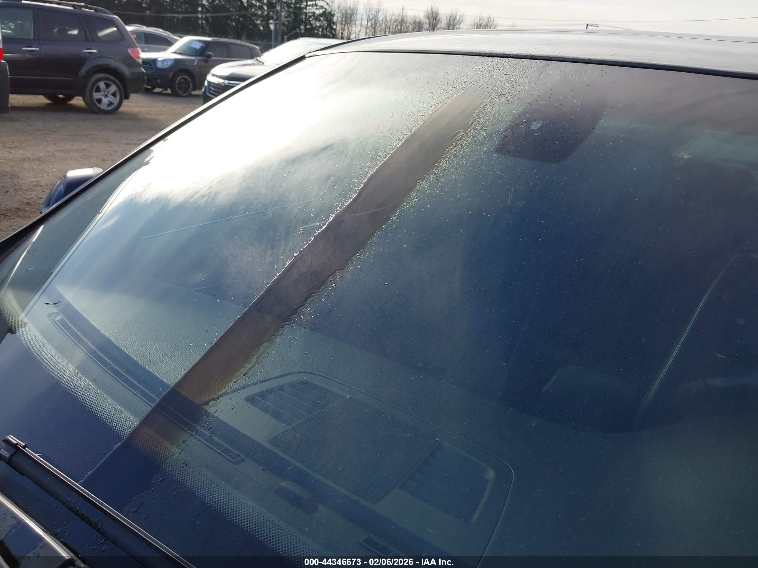 BMW 335I image 6