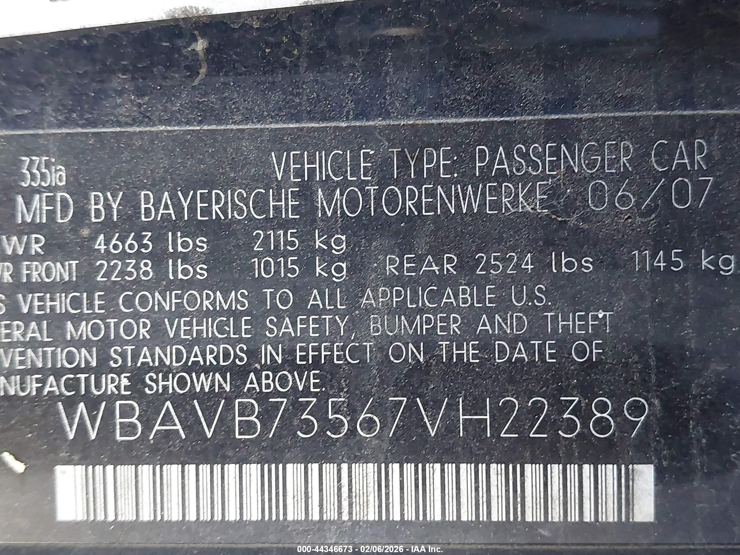 BMW 335I image 9