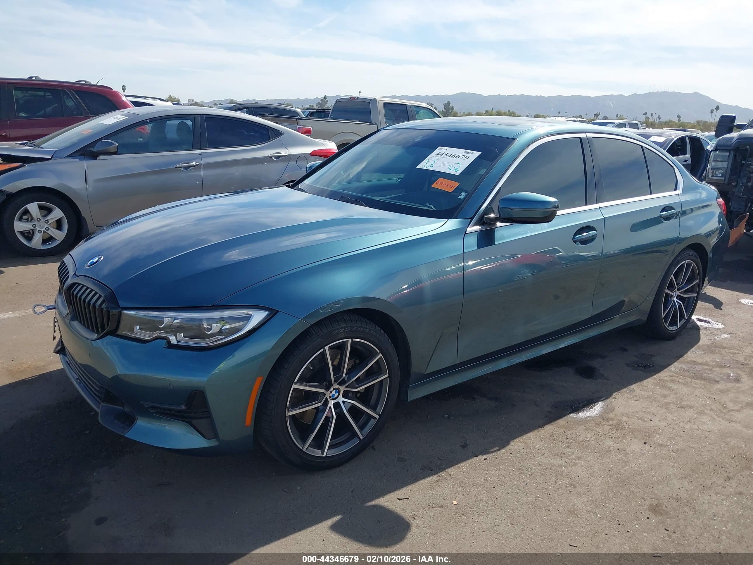 BMW 330I image 2