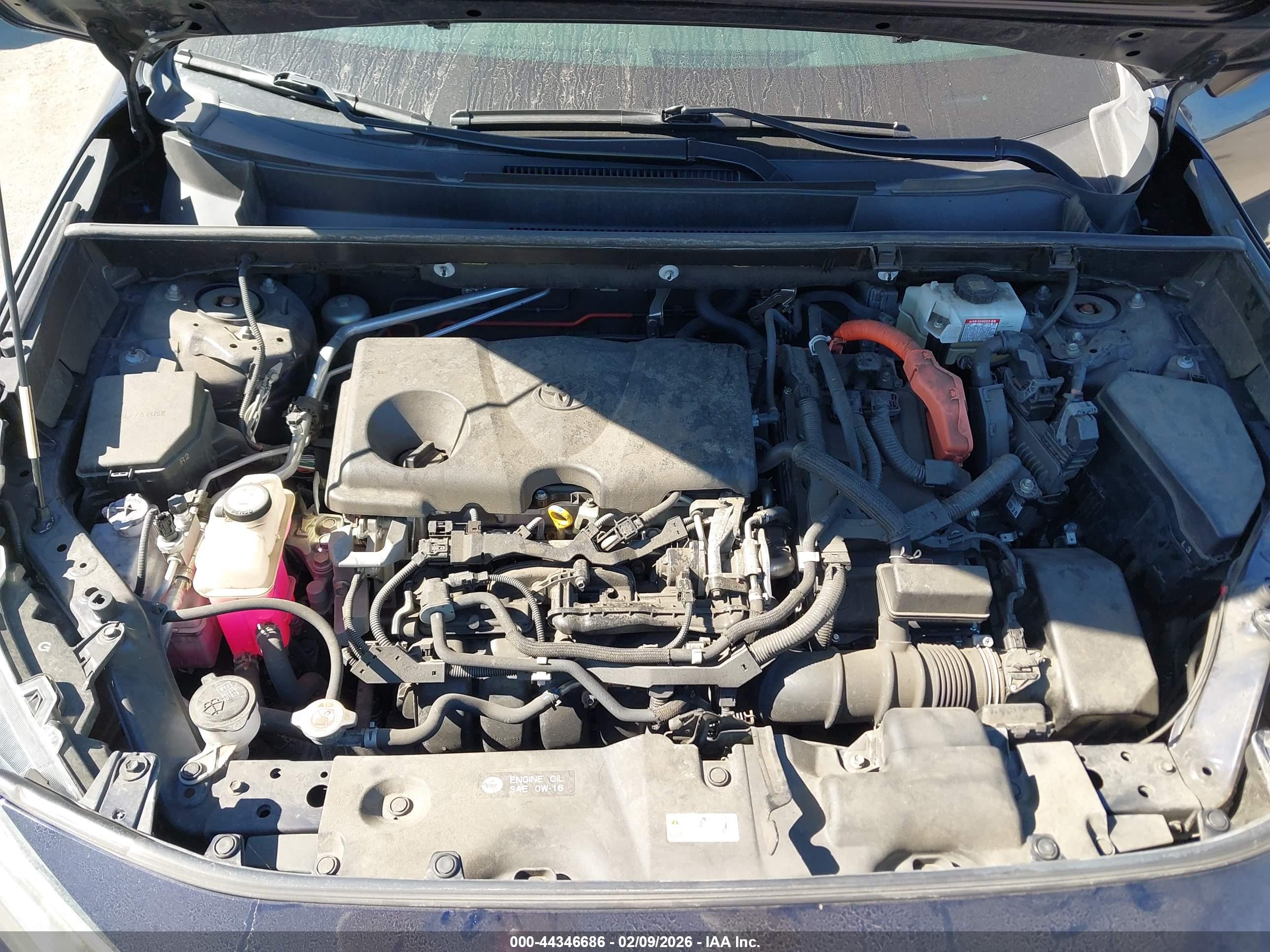 TOYOTA RAV4 image 10