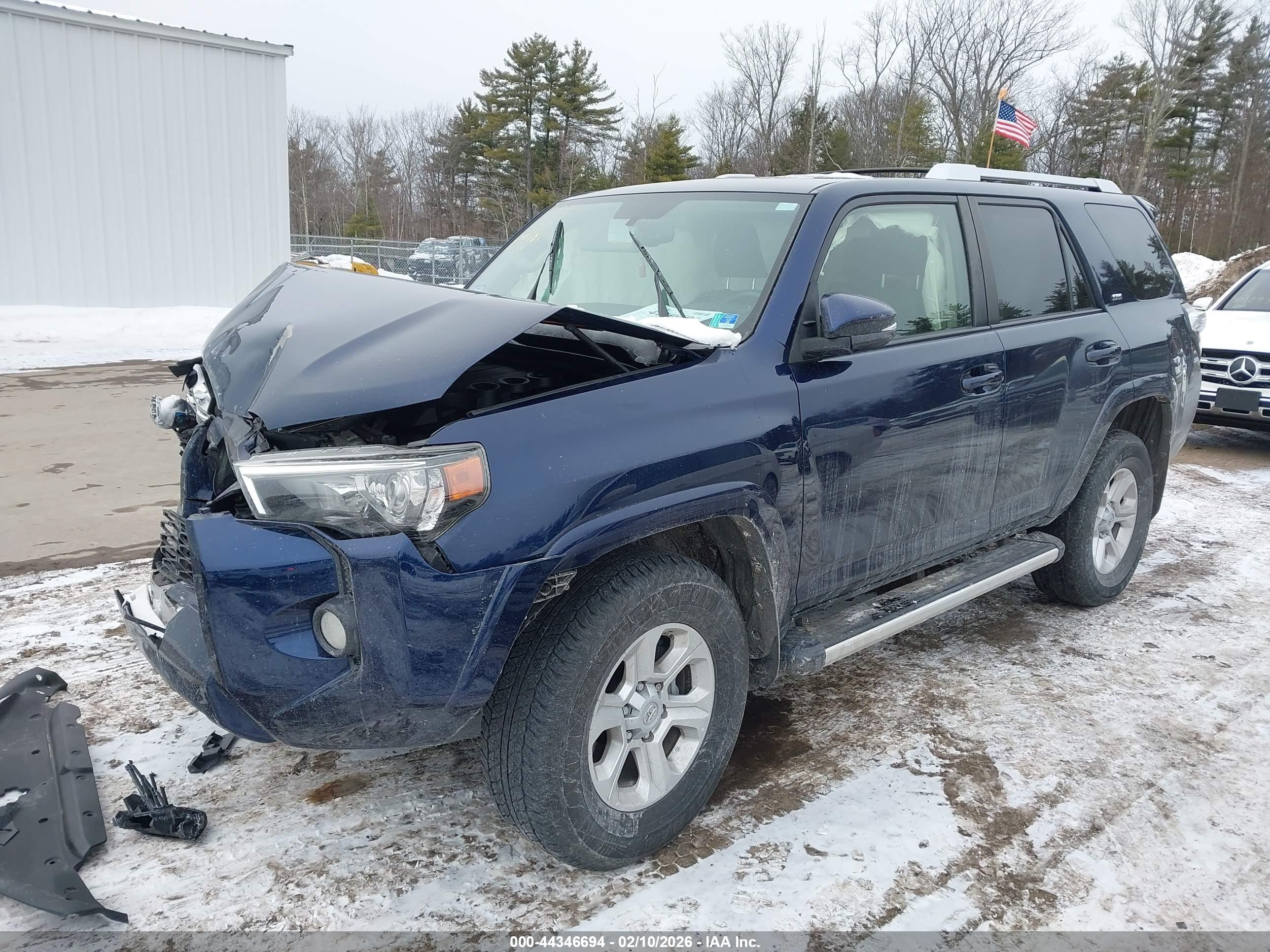 TOYOTA 4RUNNER image 2