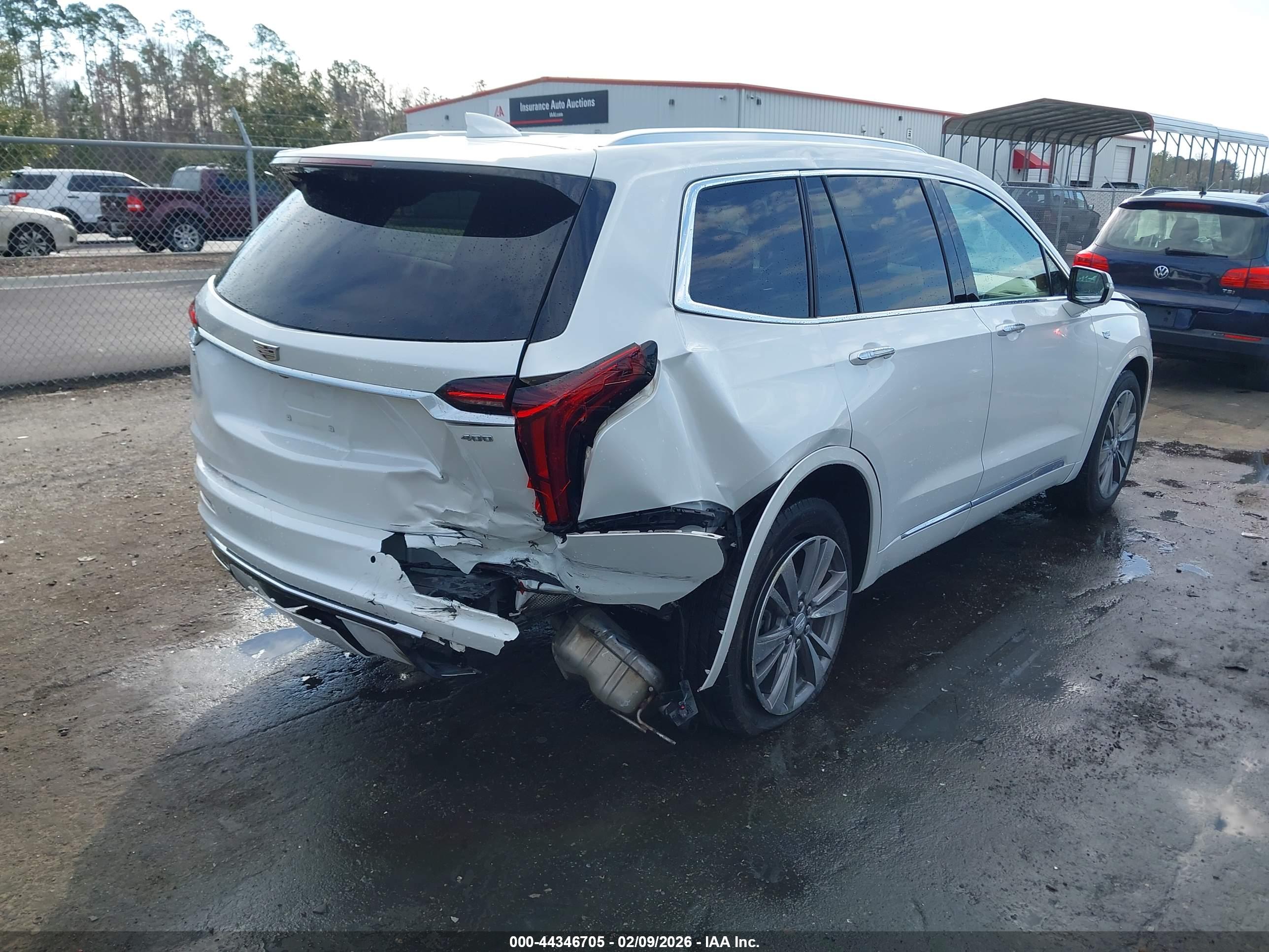 CADILLAC XT6 image 4