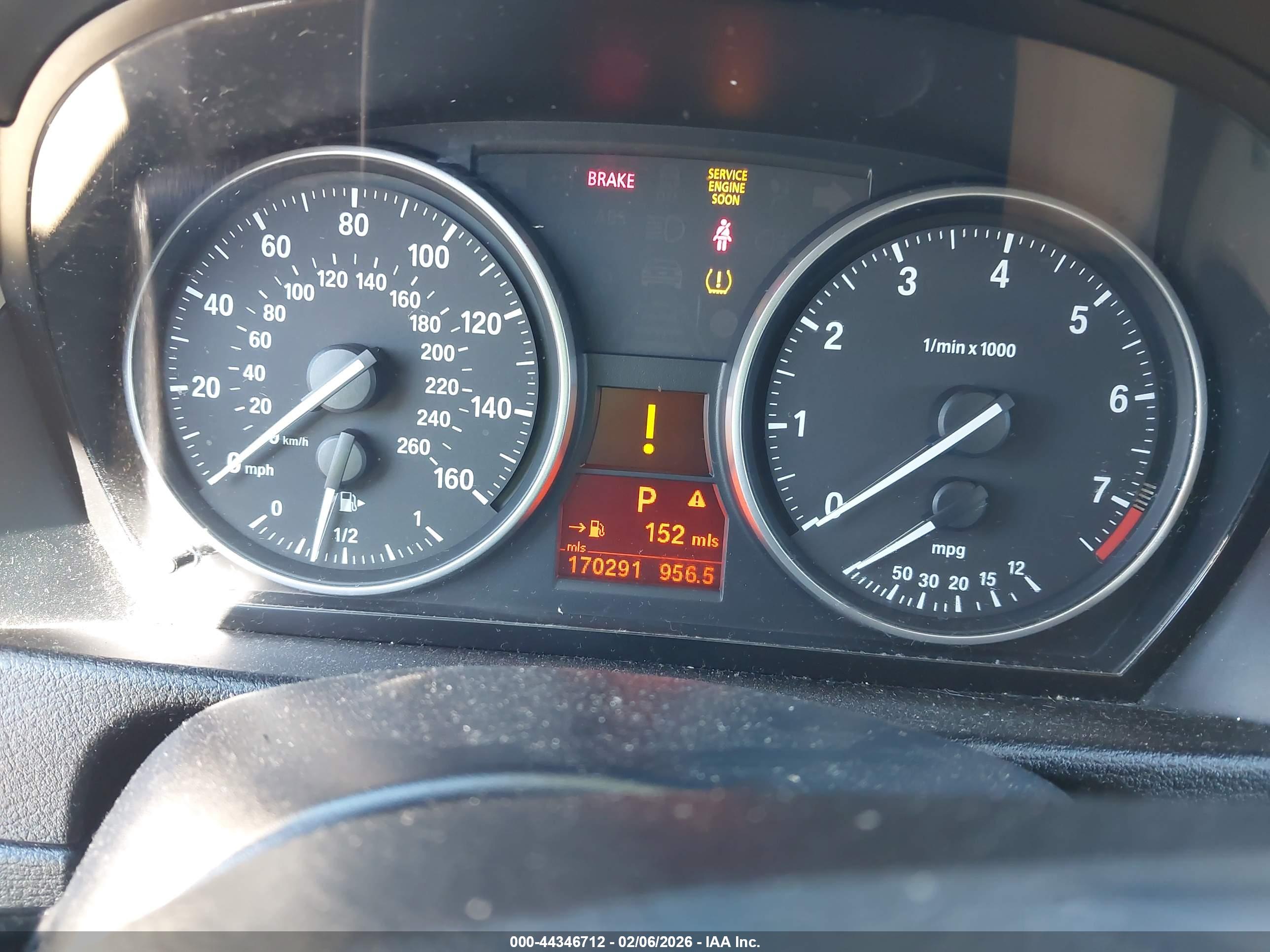 BMW X1 image 7