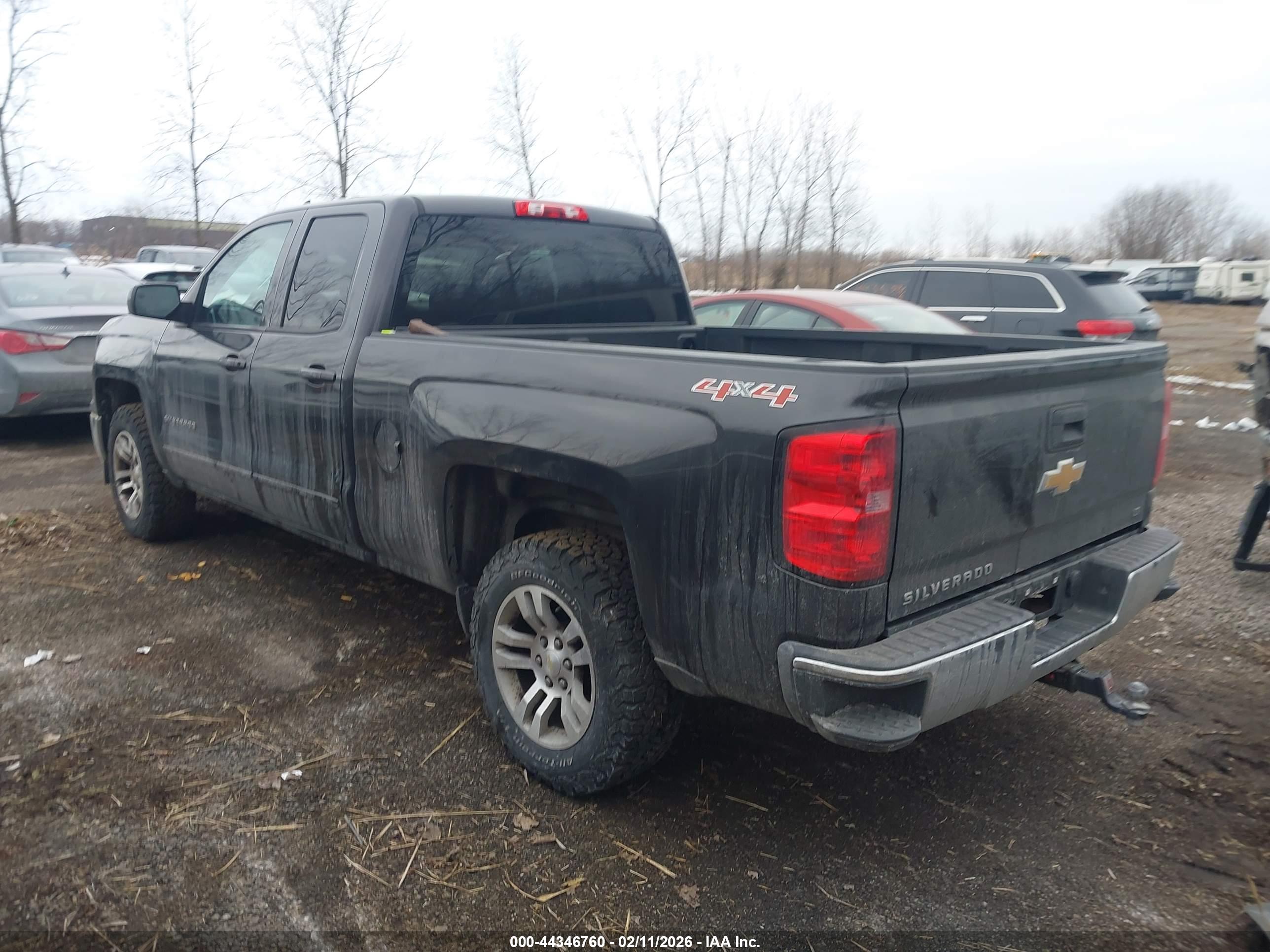 CHEVROLET SILVERADO image 3