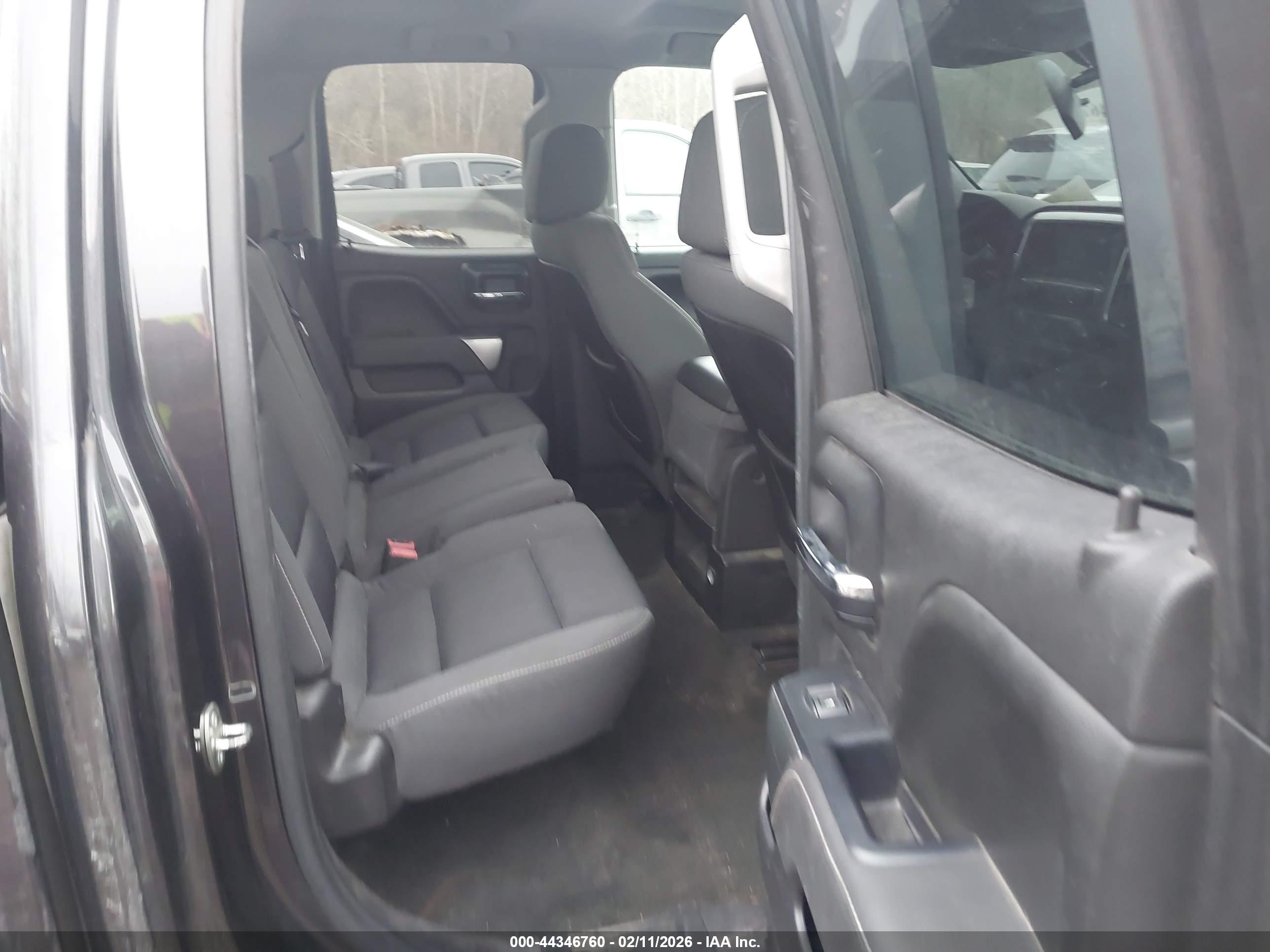 CHEVROLET SILVERADO image 8