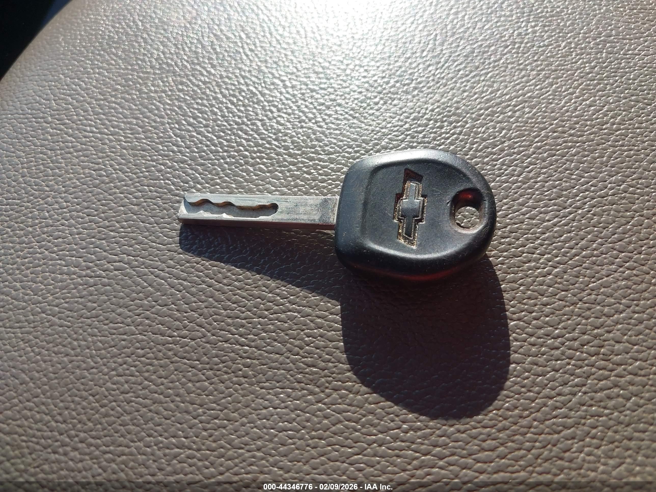 CHEVROLET COLORADO image 11
