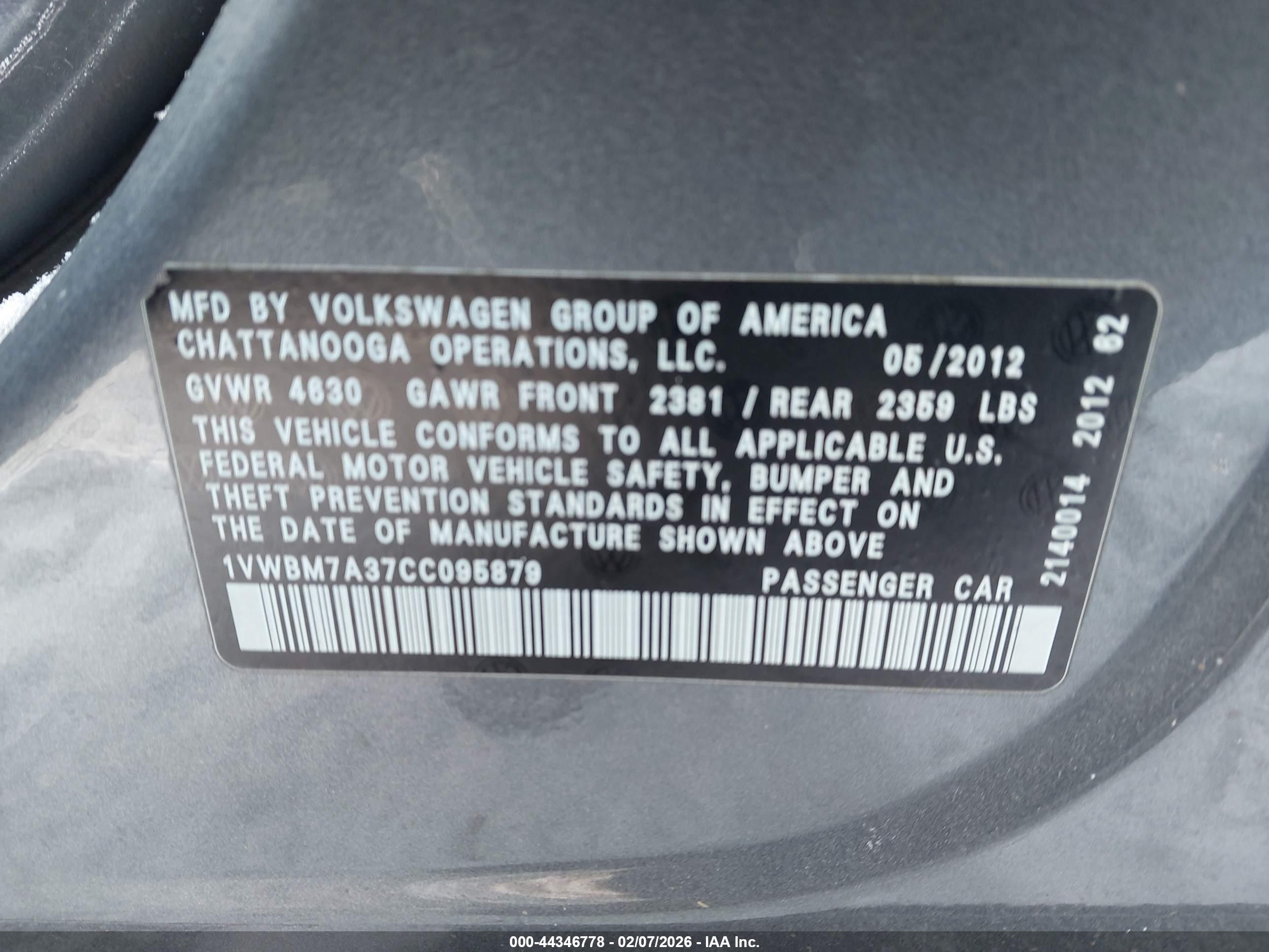 VOLKSWAGEN PASSAT image 9
