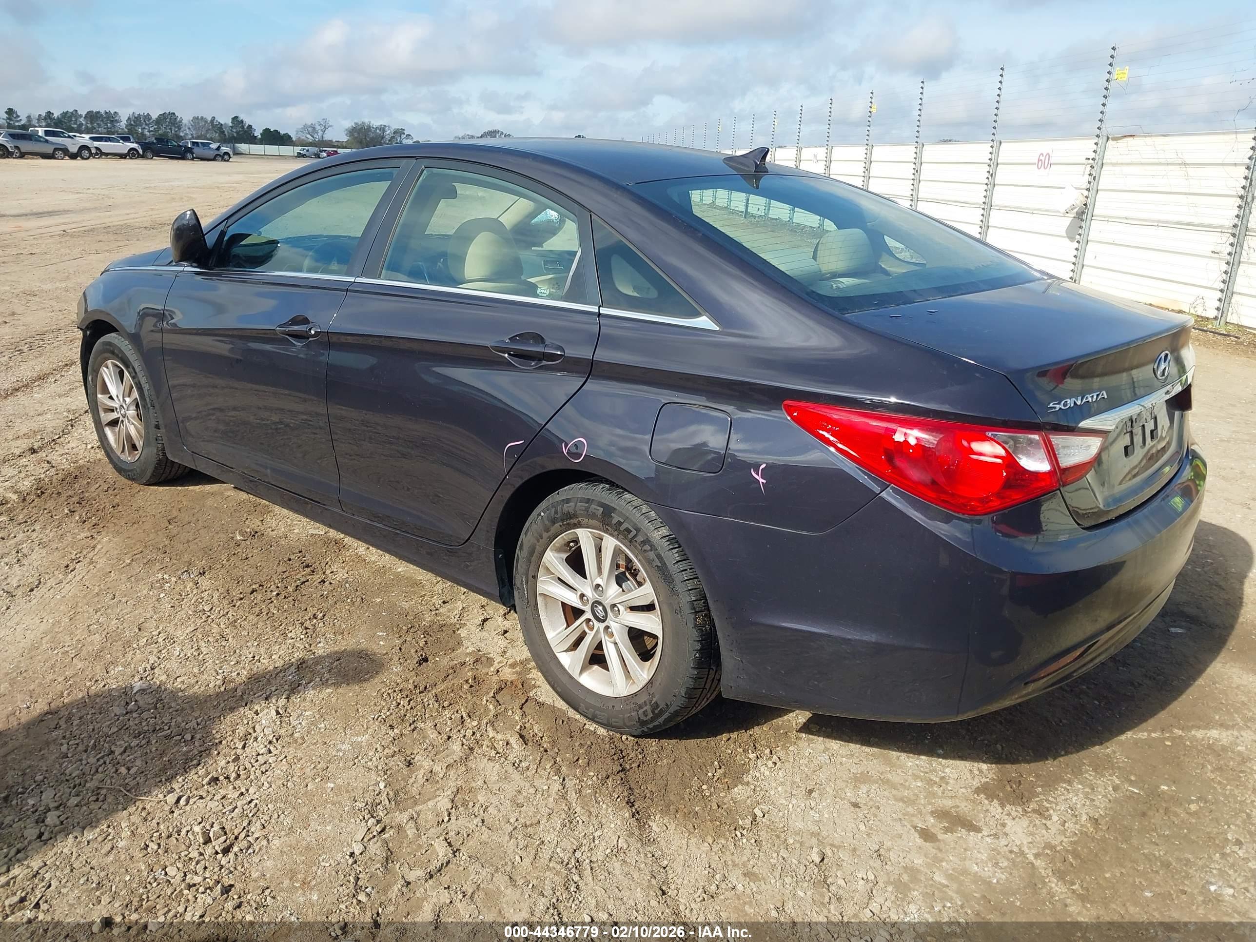 HYUNDAI SONATA image 3