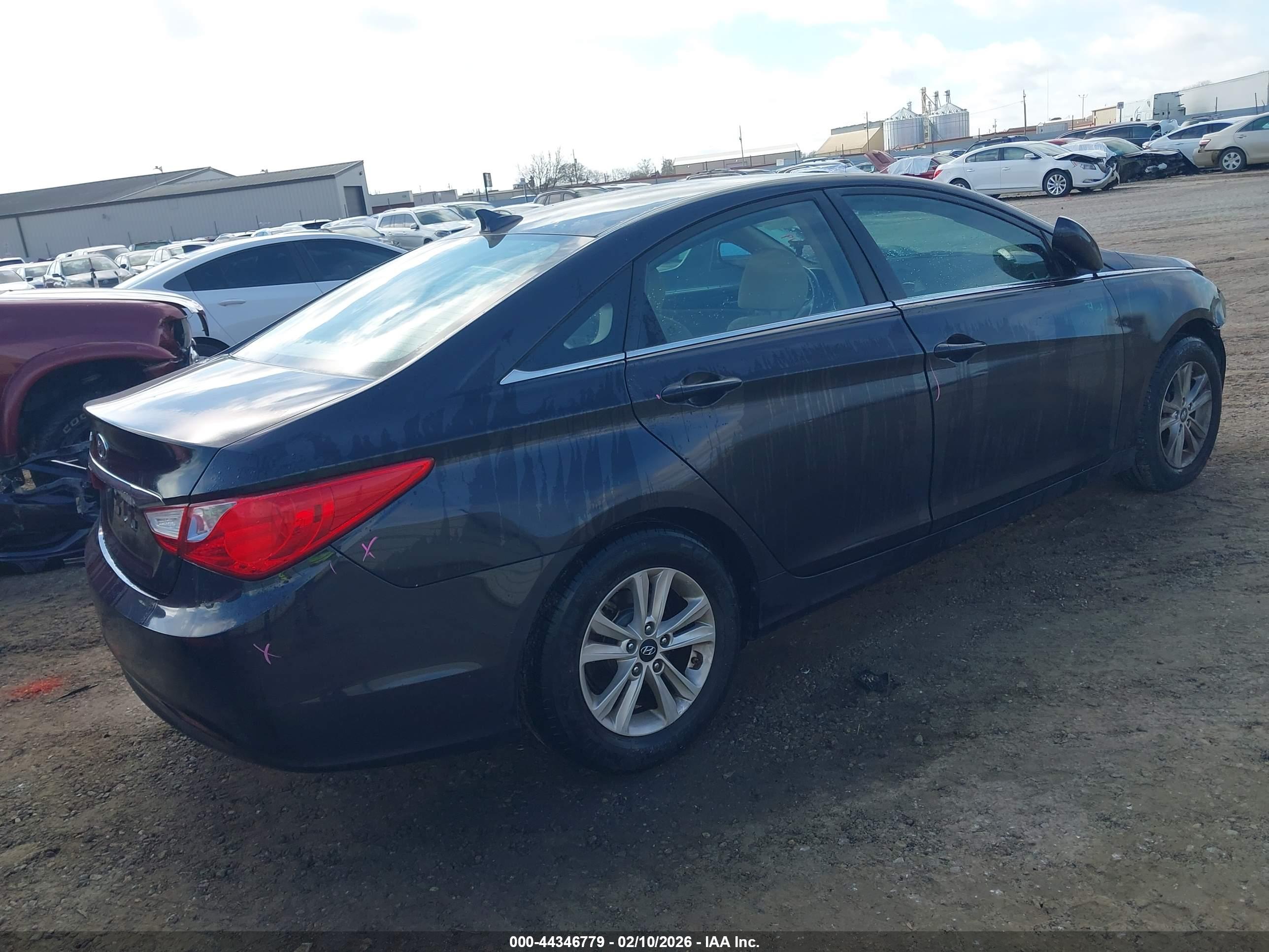 HYUNDAI SONATA image 4