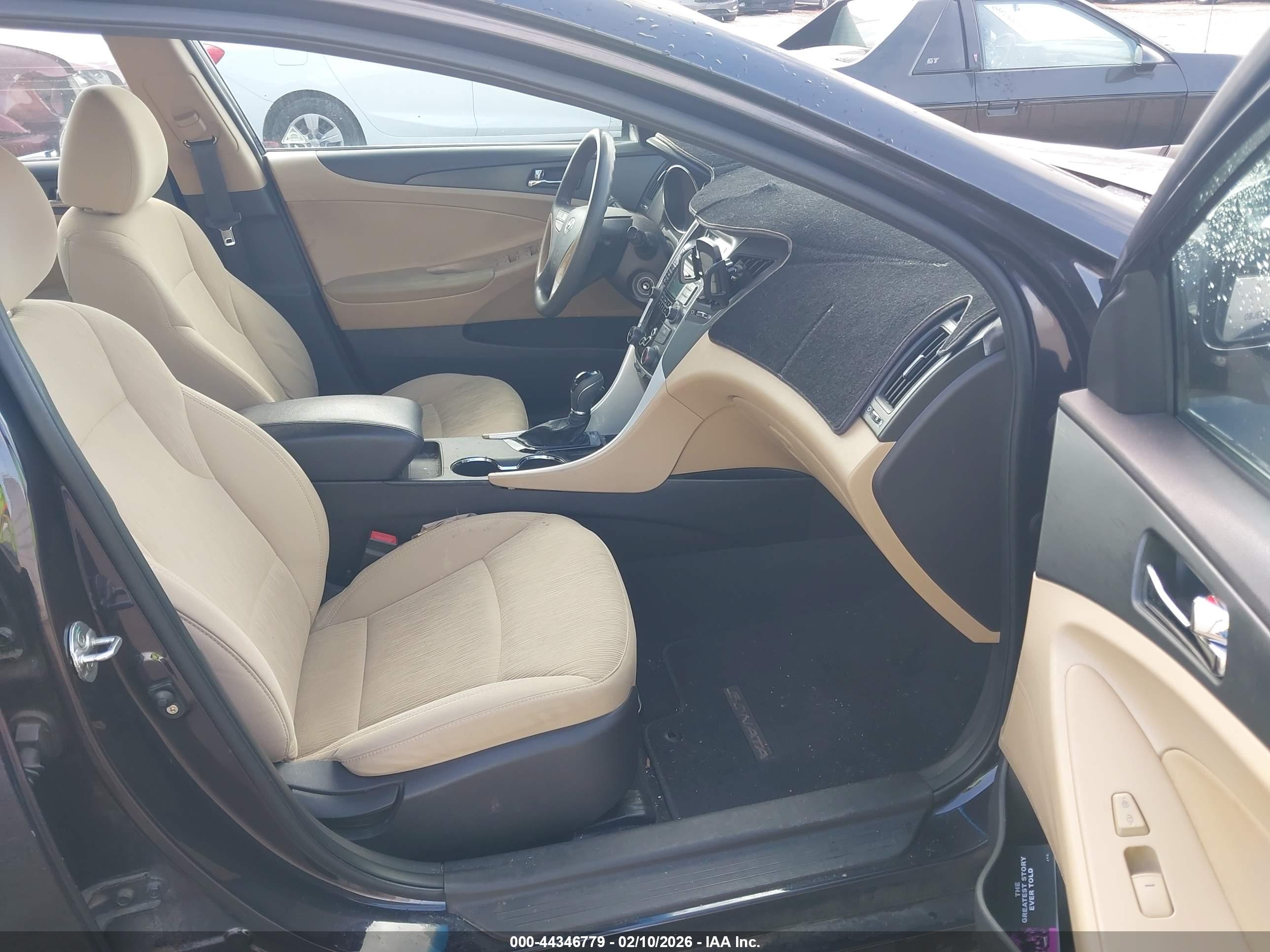HYUNDAI SONATA image 5