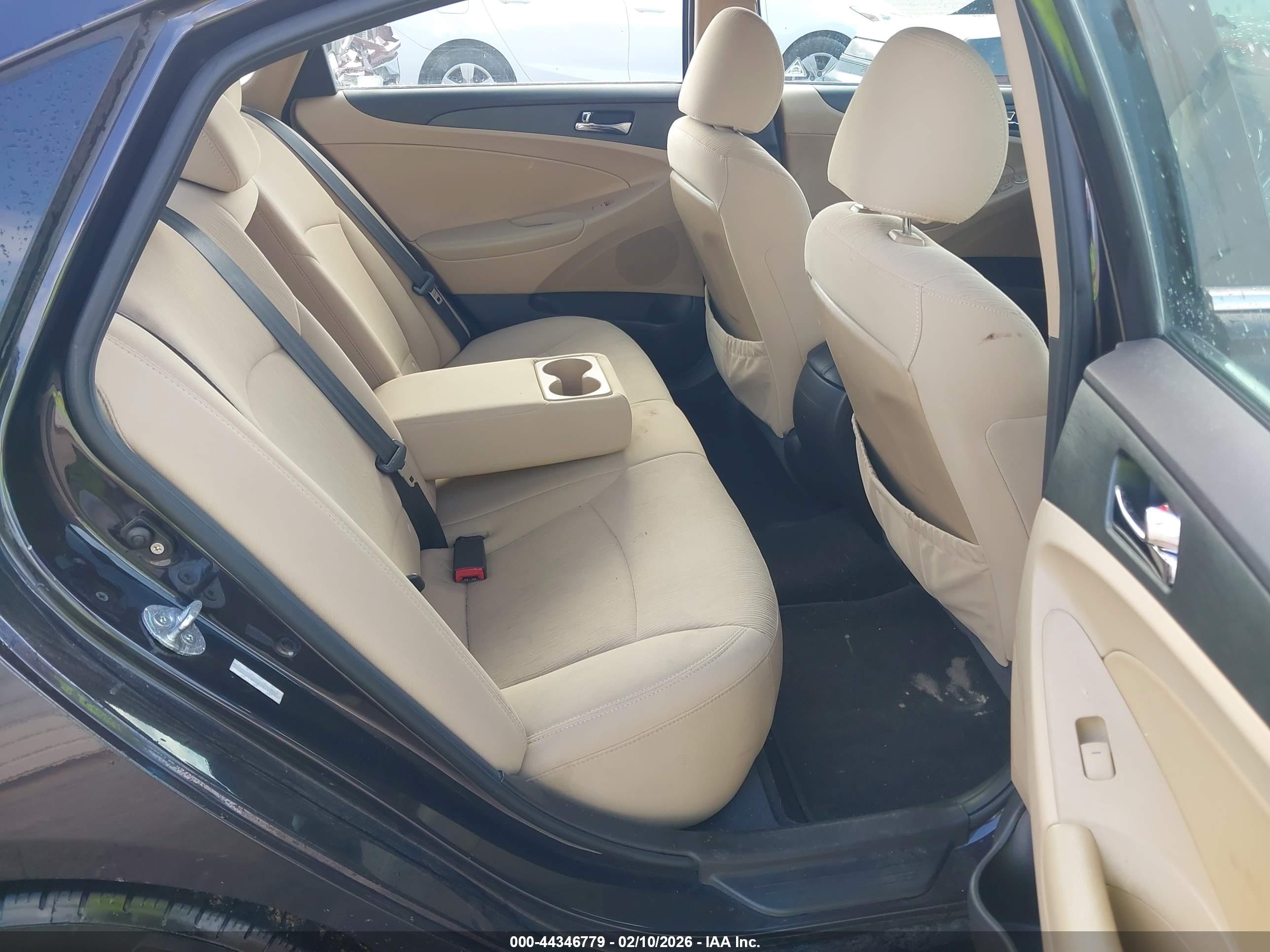 HYUNDAI SONATA image 8