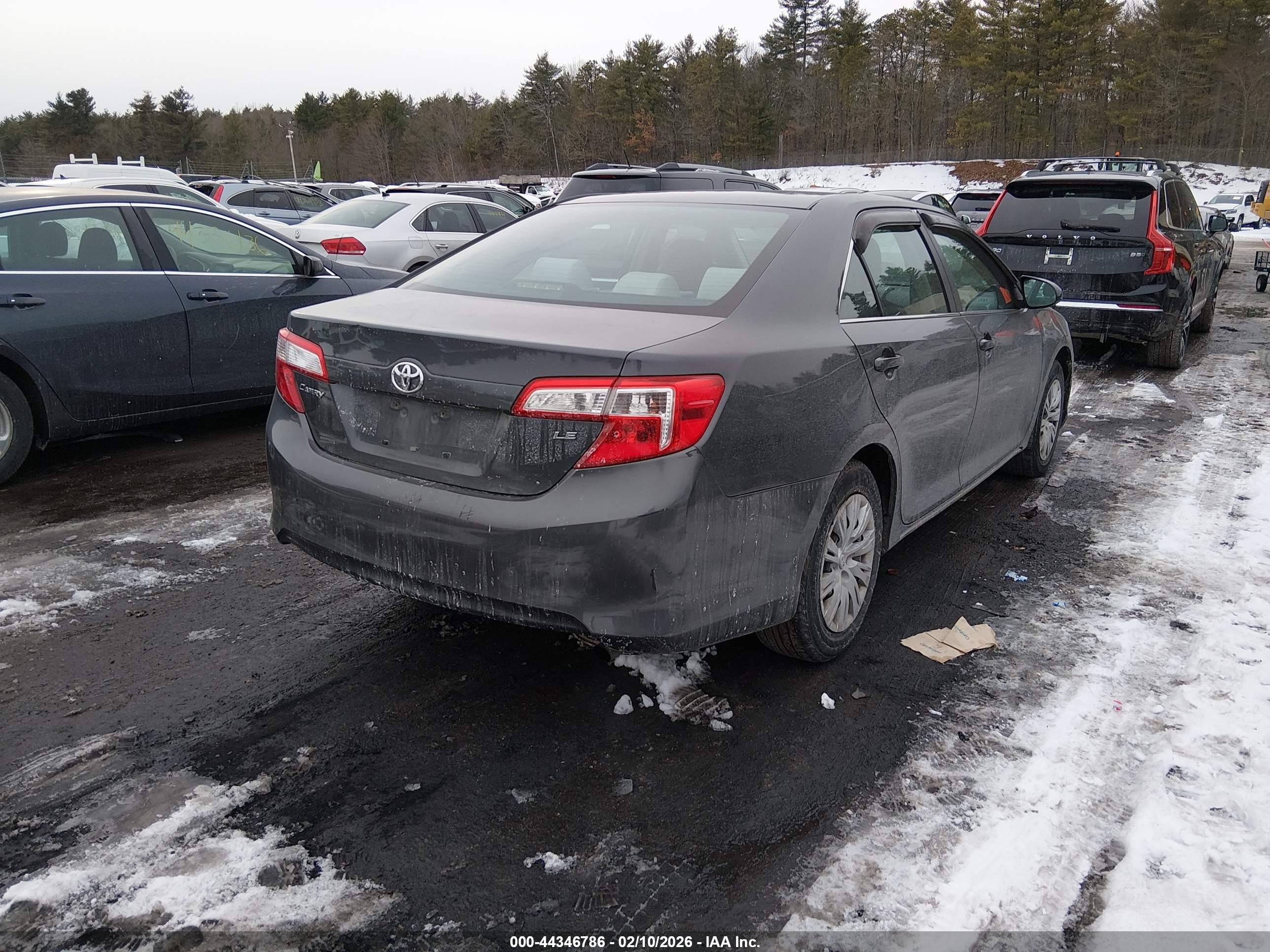 TOYOTA CAMRY image 4