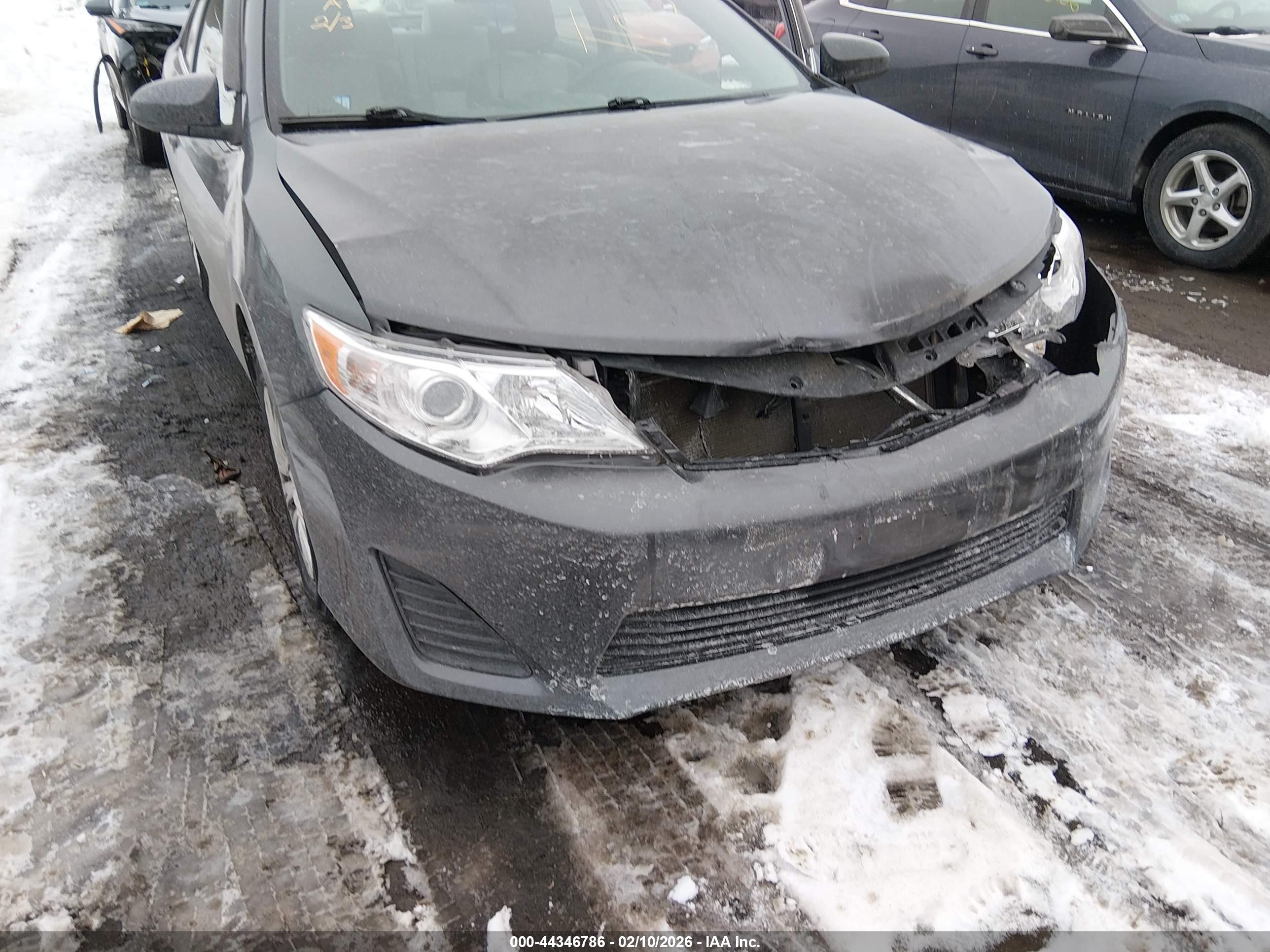 TOYOTA CAMRY image 6