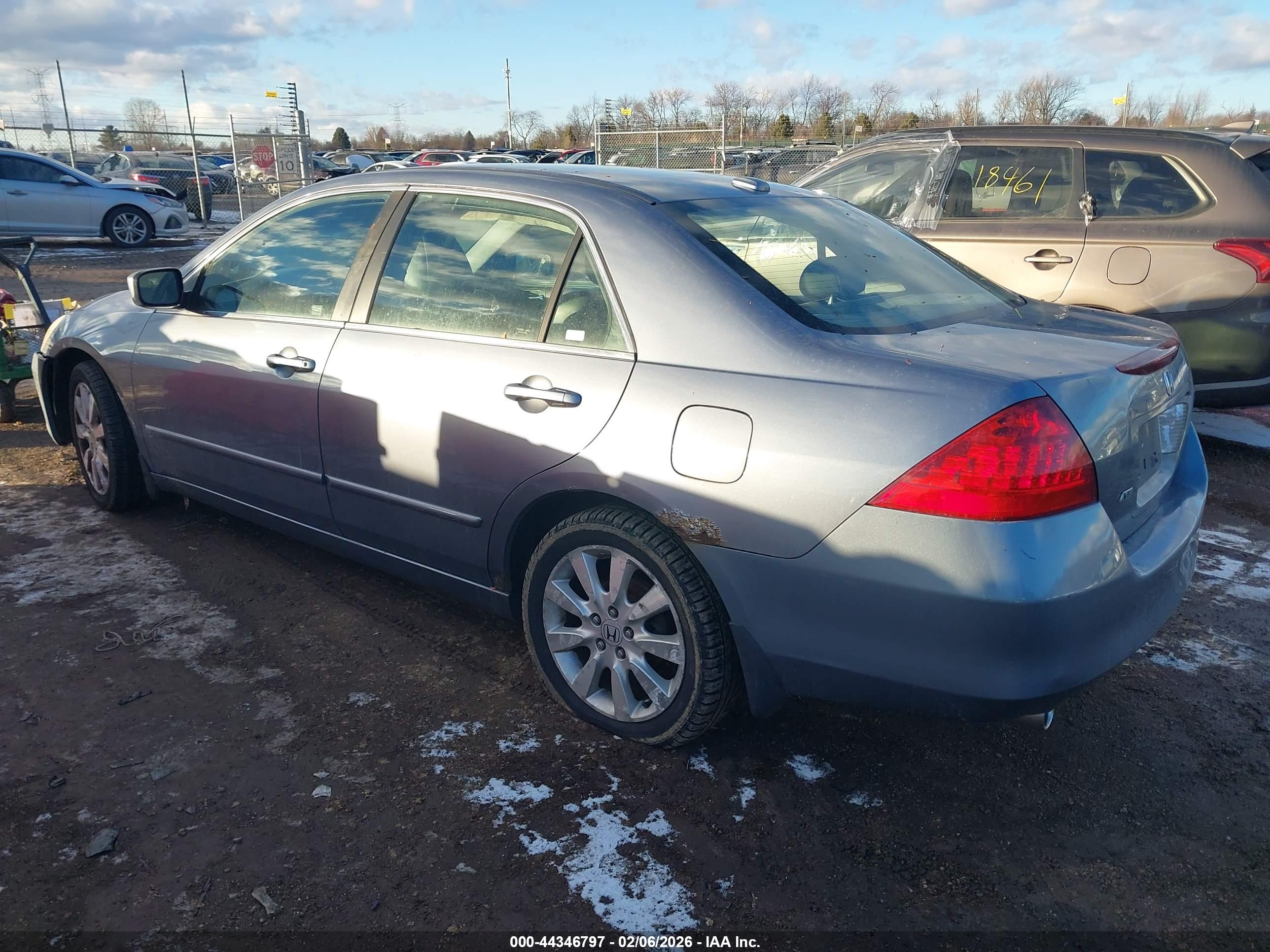 HONDA ACCORD image 3