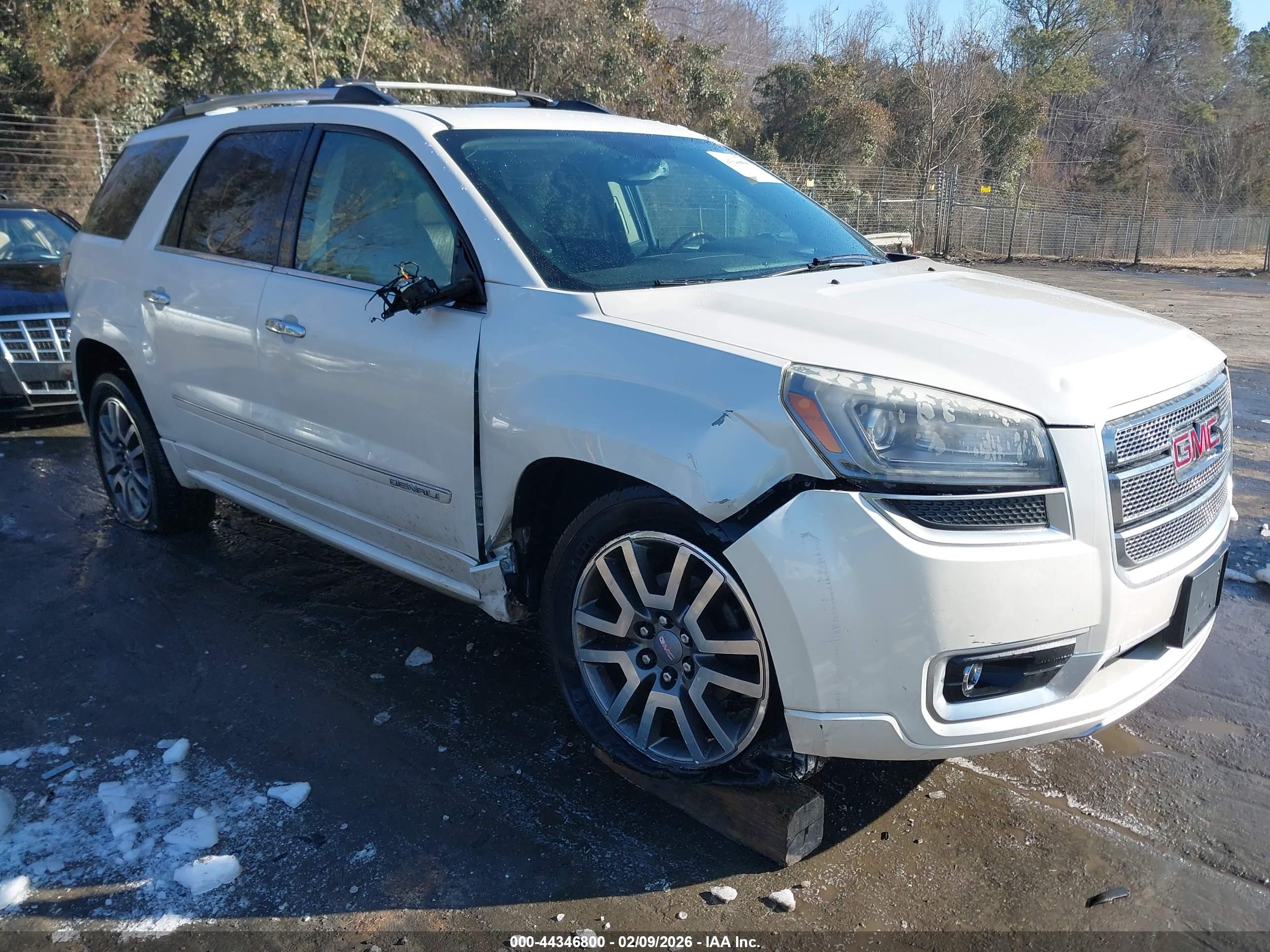 GMC ACADIA image 6