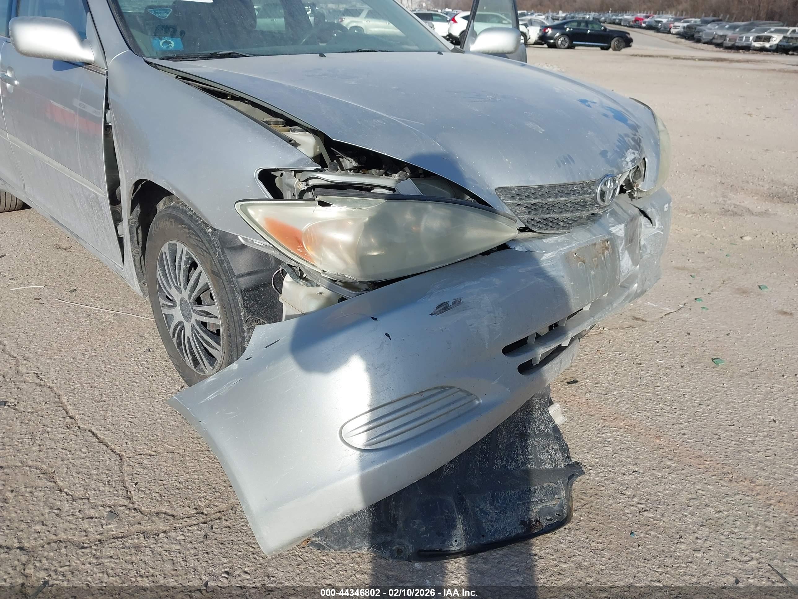 TOYOTA CAMRY image 6