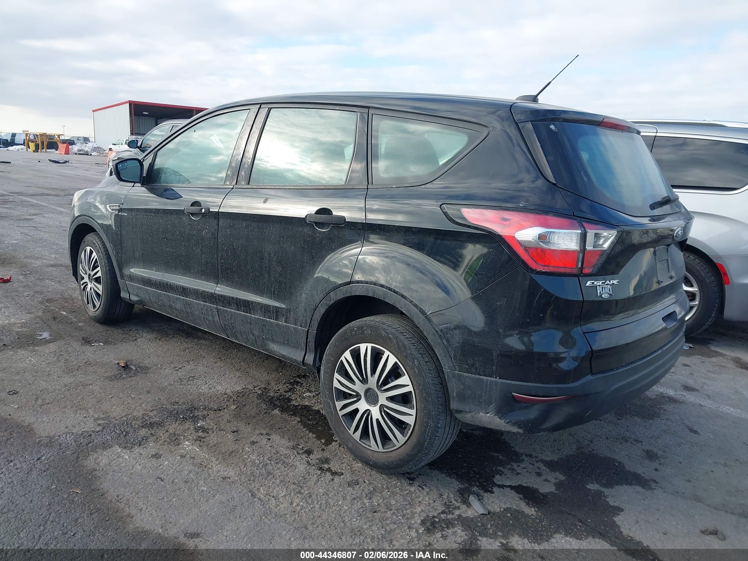 FORD ESCAPE image 3