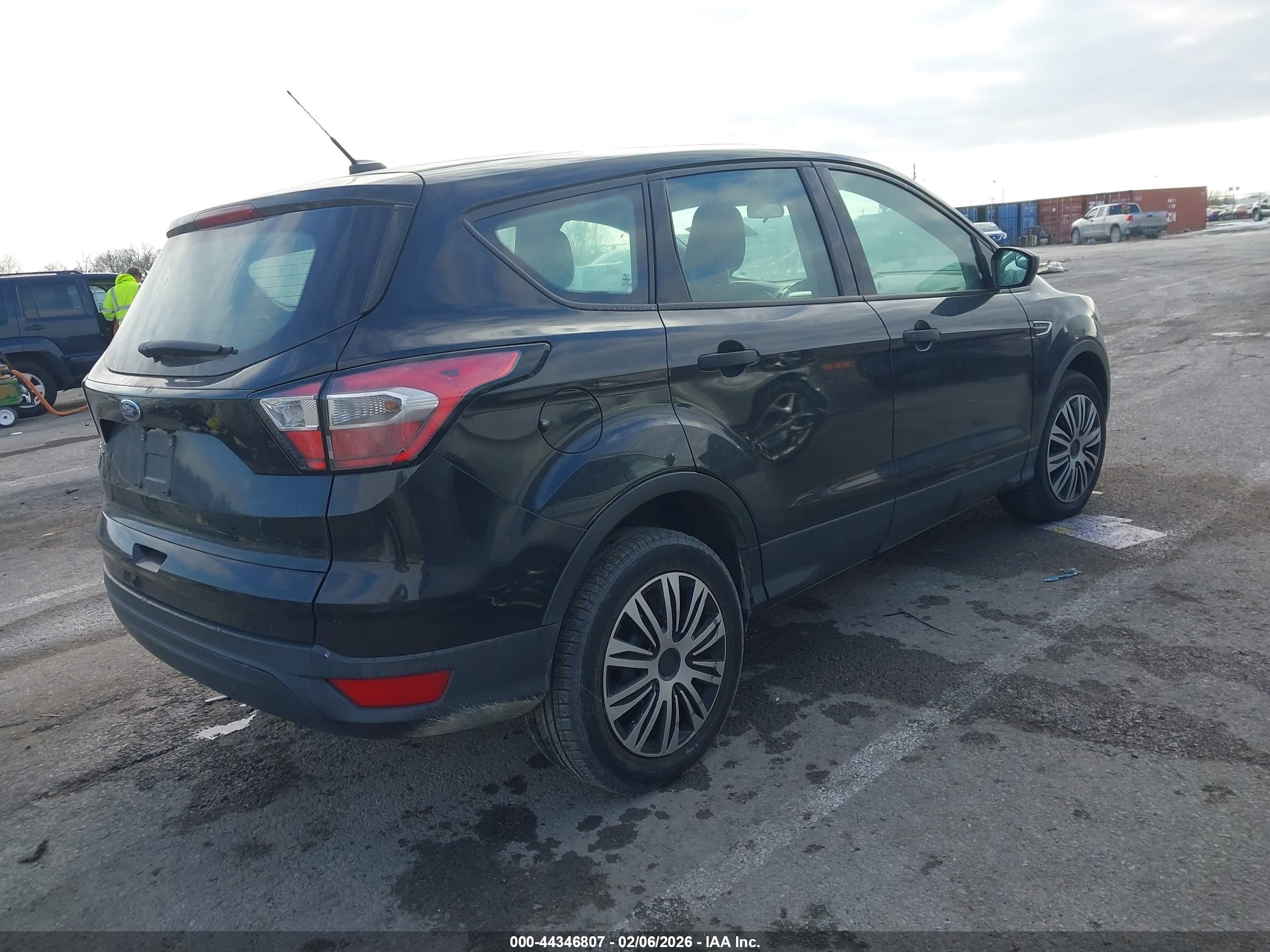 FORD ESCAPE image 4