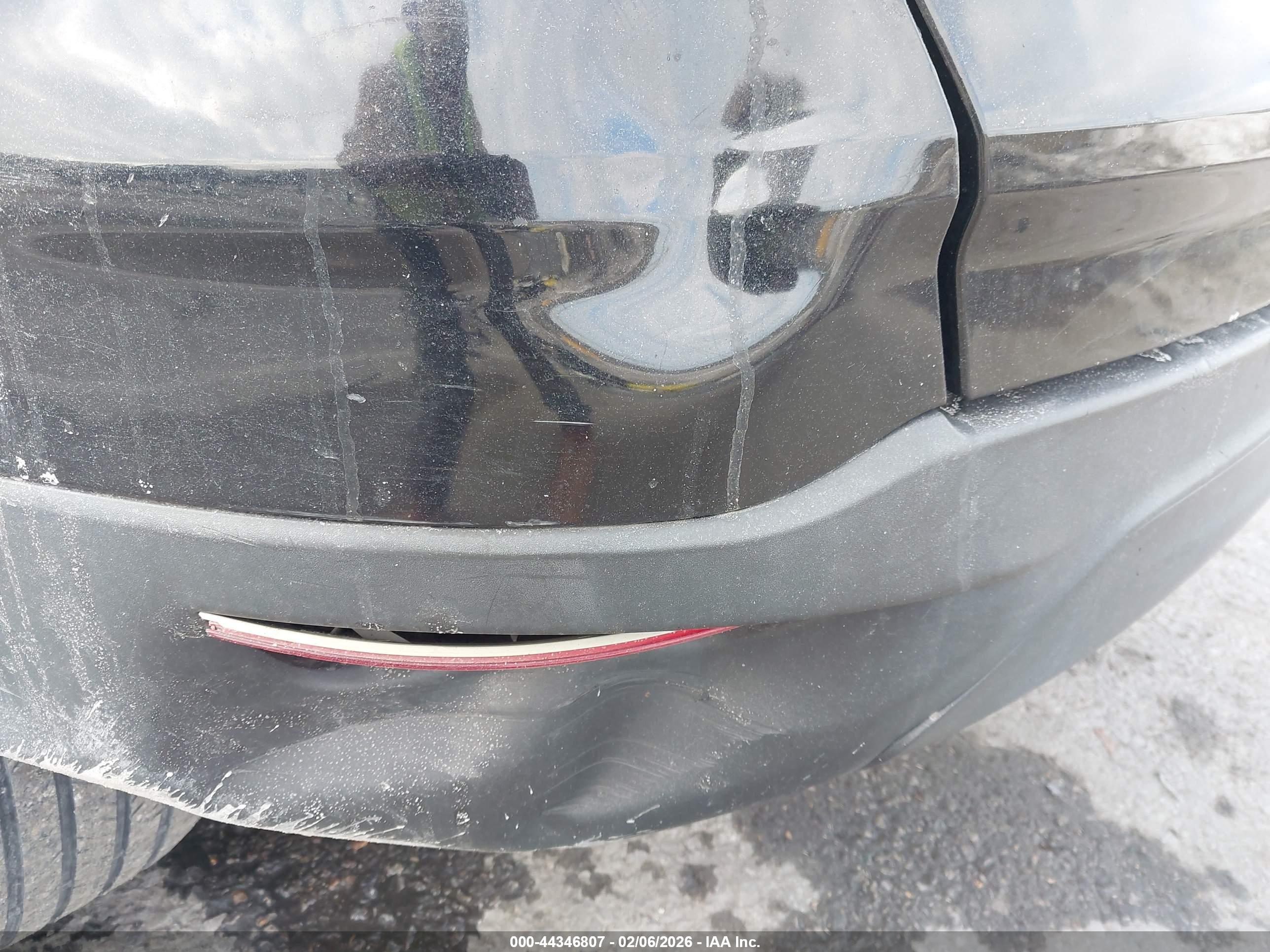 FORD ESCAPE image 6