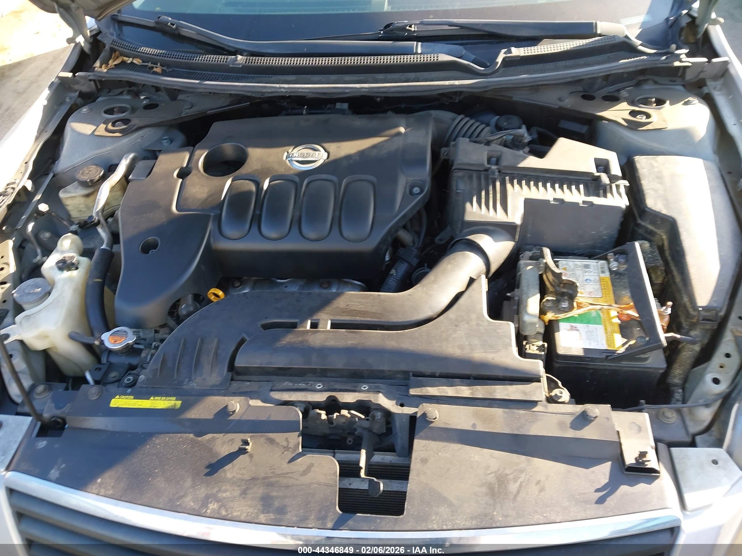 NISSAN ALTIMA image 10
