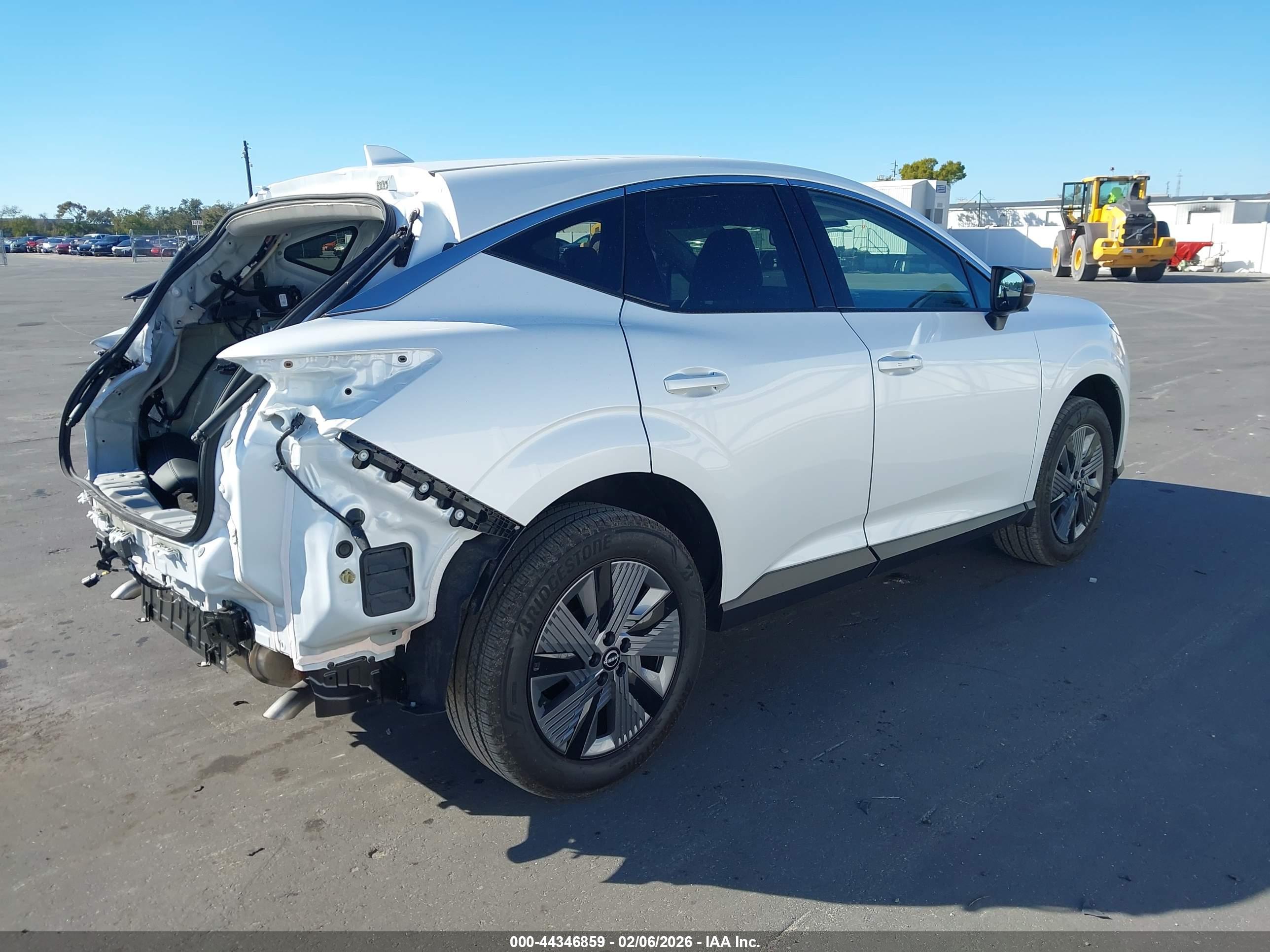 NISSAN MURANO image 4